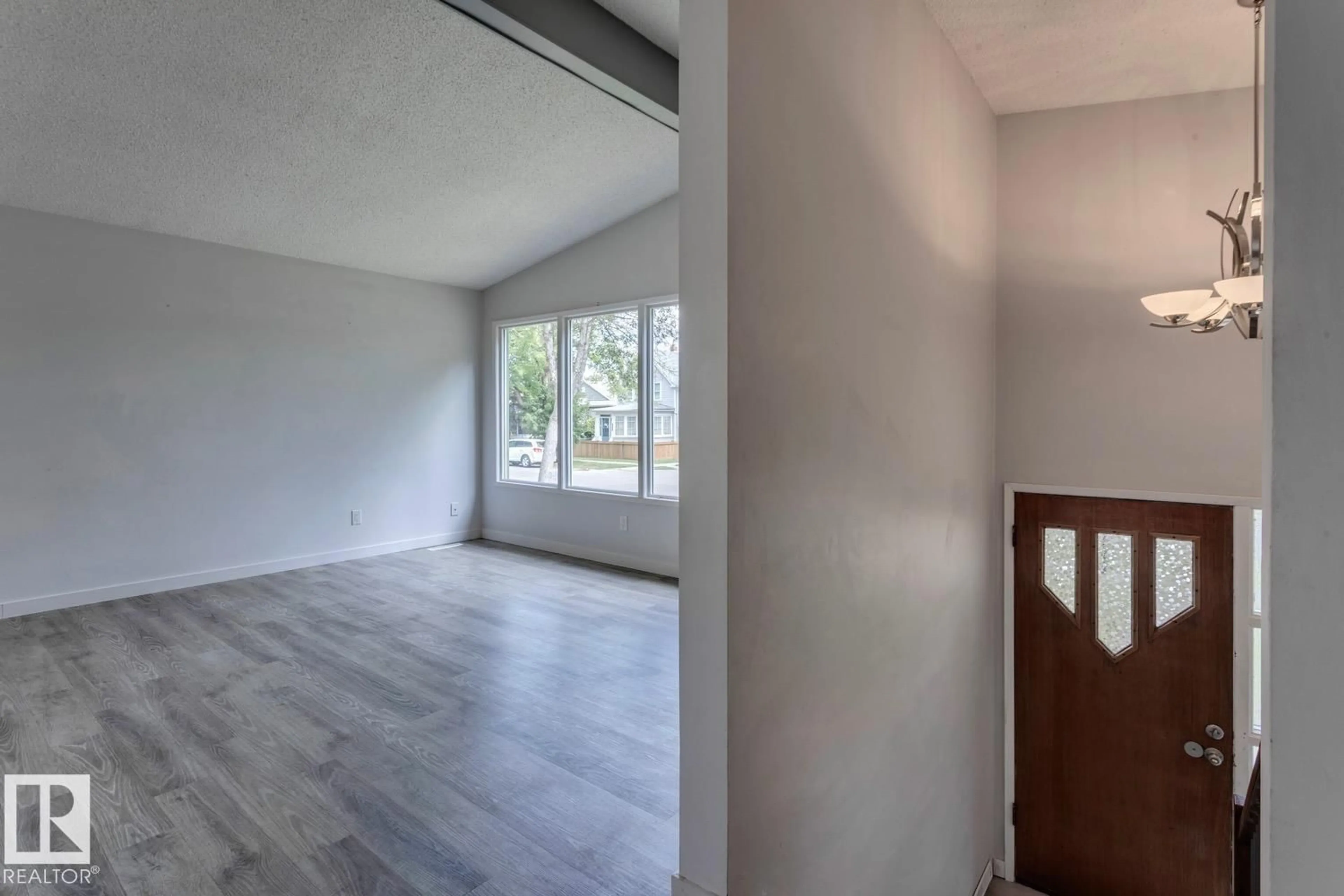 A pic of a room for NW - 11348 87 ST, Edmonton Alberta T5B3L9