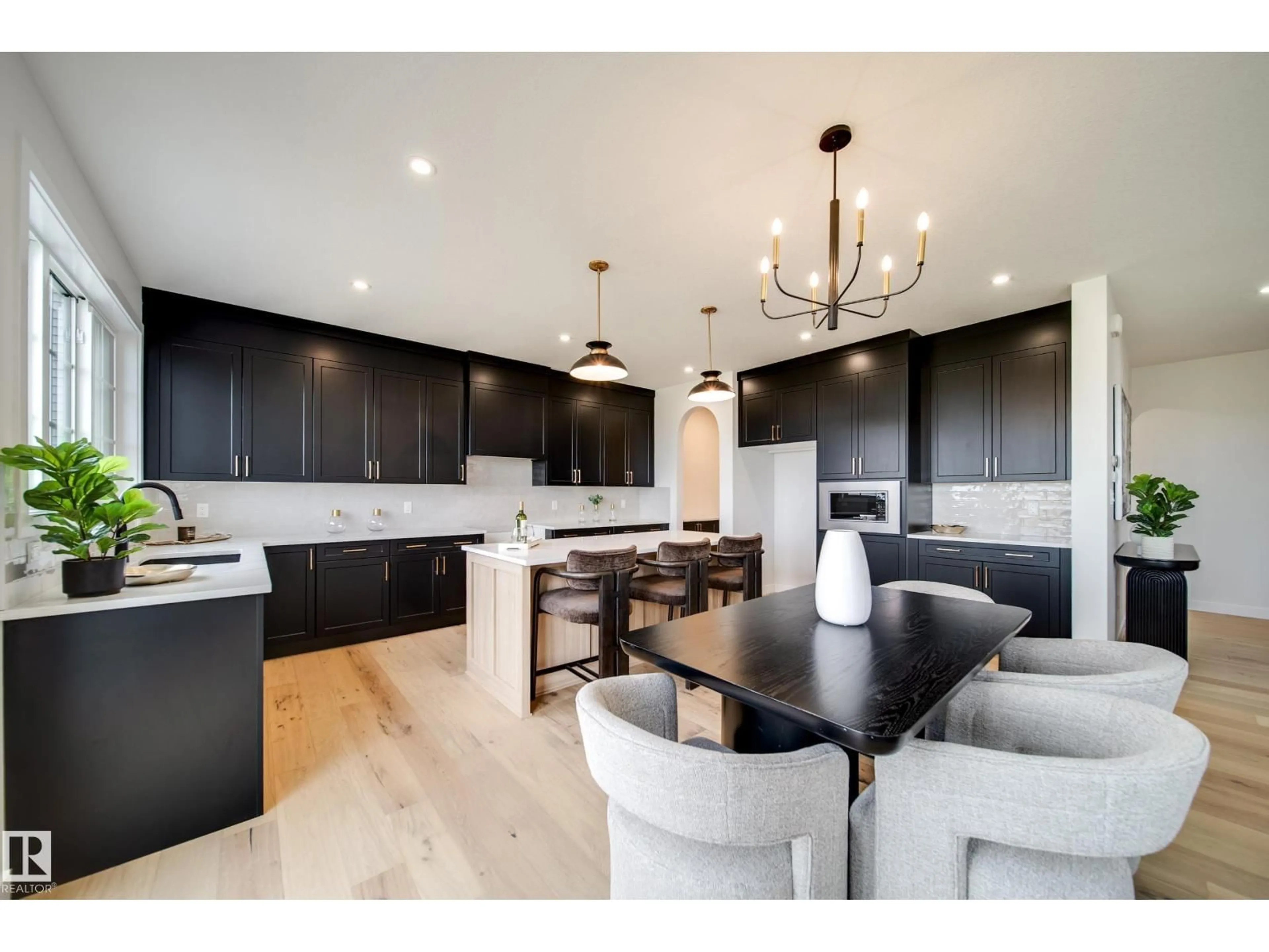 Open concept kitchen, unknown for 30 CANNES CV, St. Albert Alberta T8T2C6