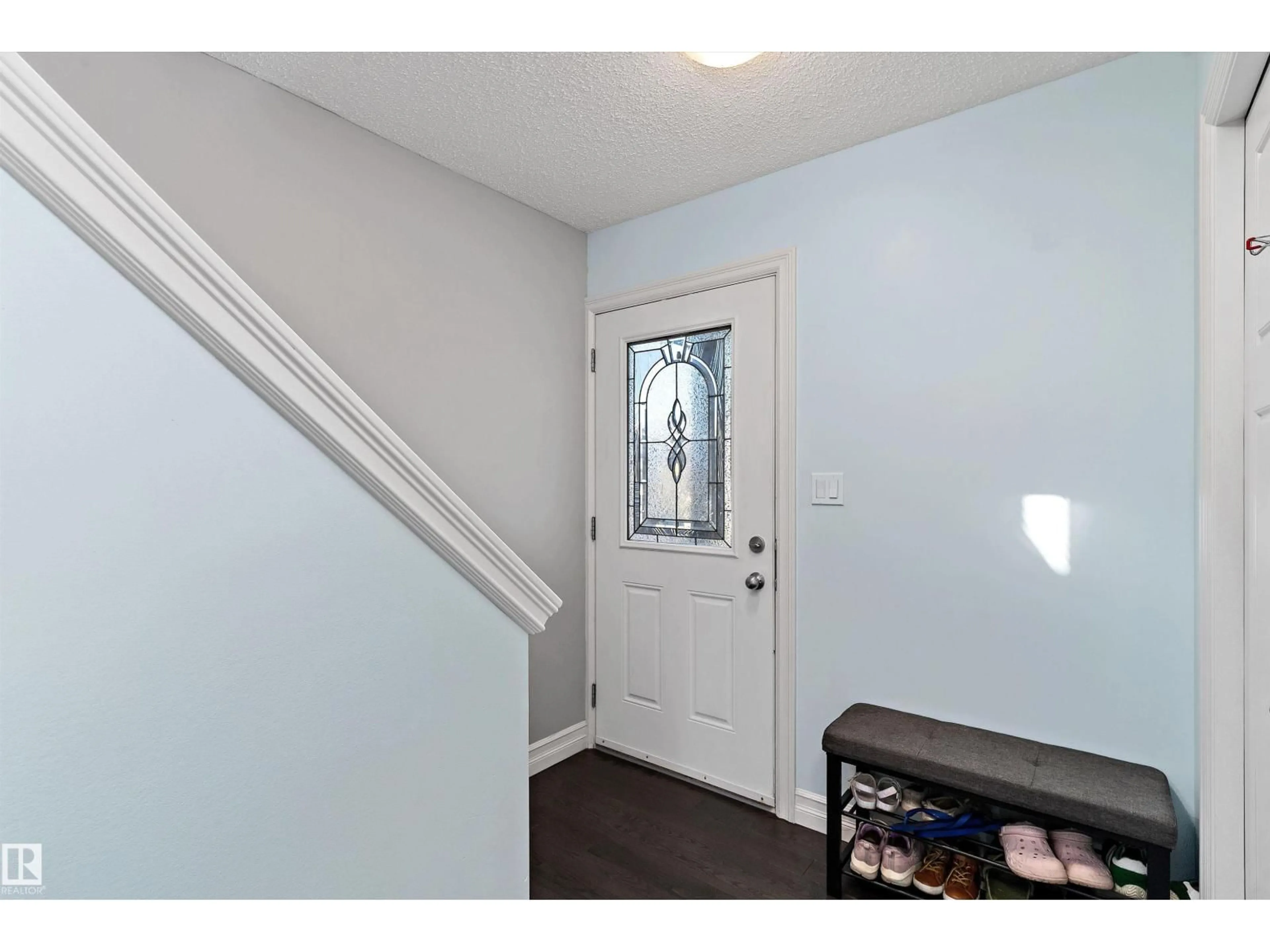 Indoor entryway for 5813 64 ST, Beaumont Alberta T4X1Z1