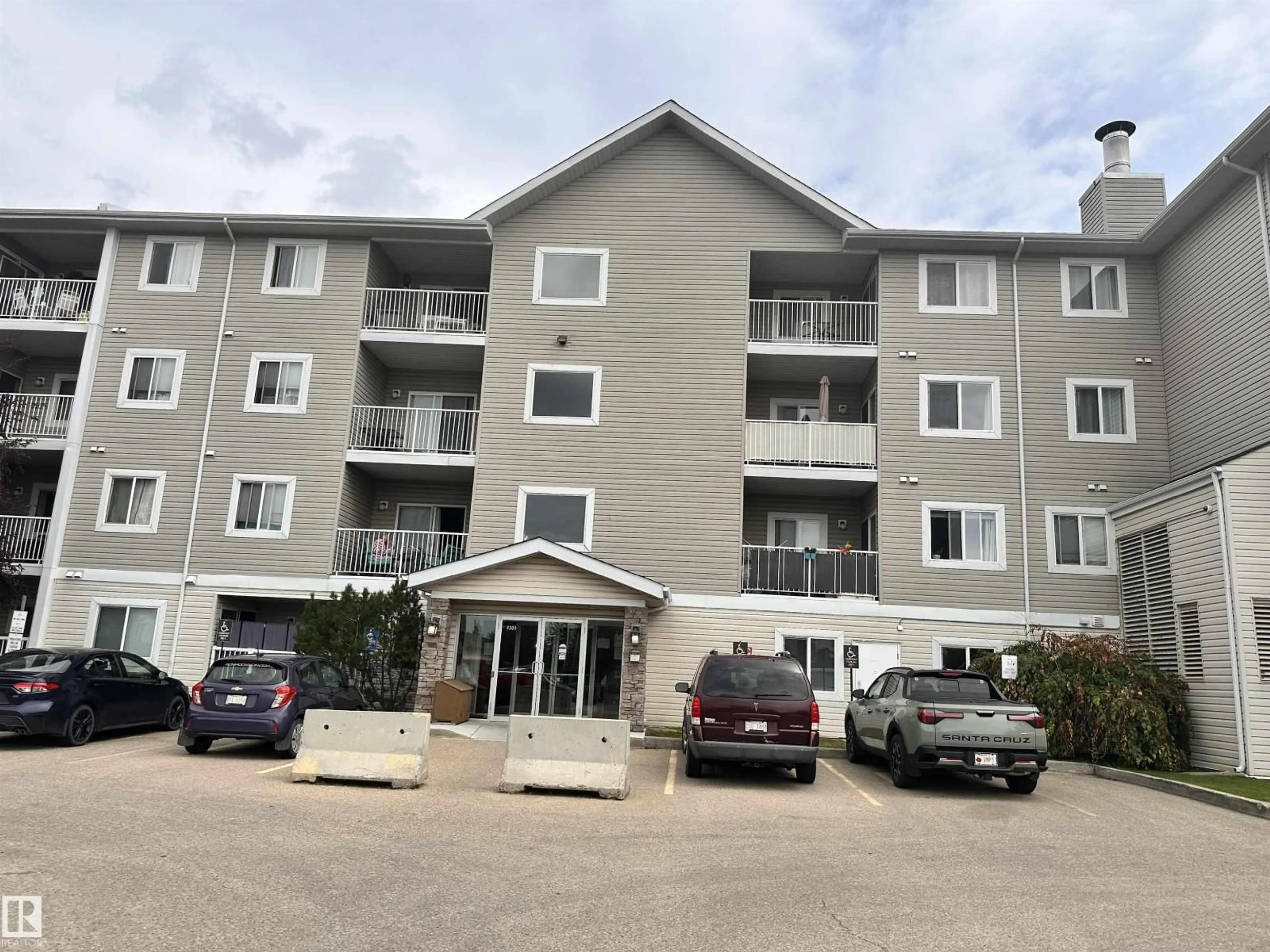 Unknown for 232 - 4309 33 ST, Stony Plain Alberta T7Z0C4