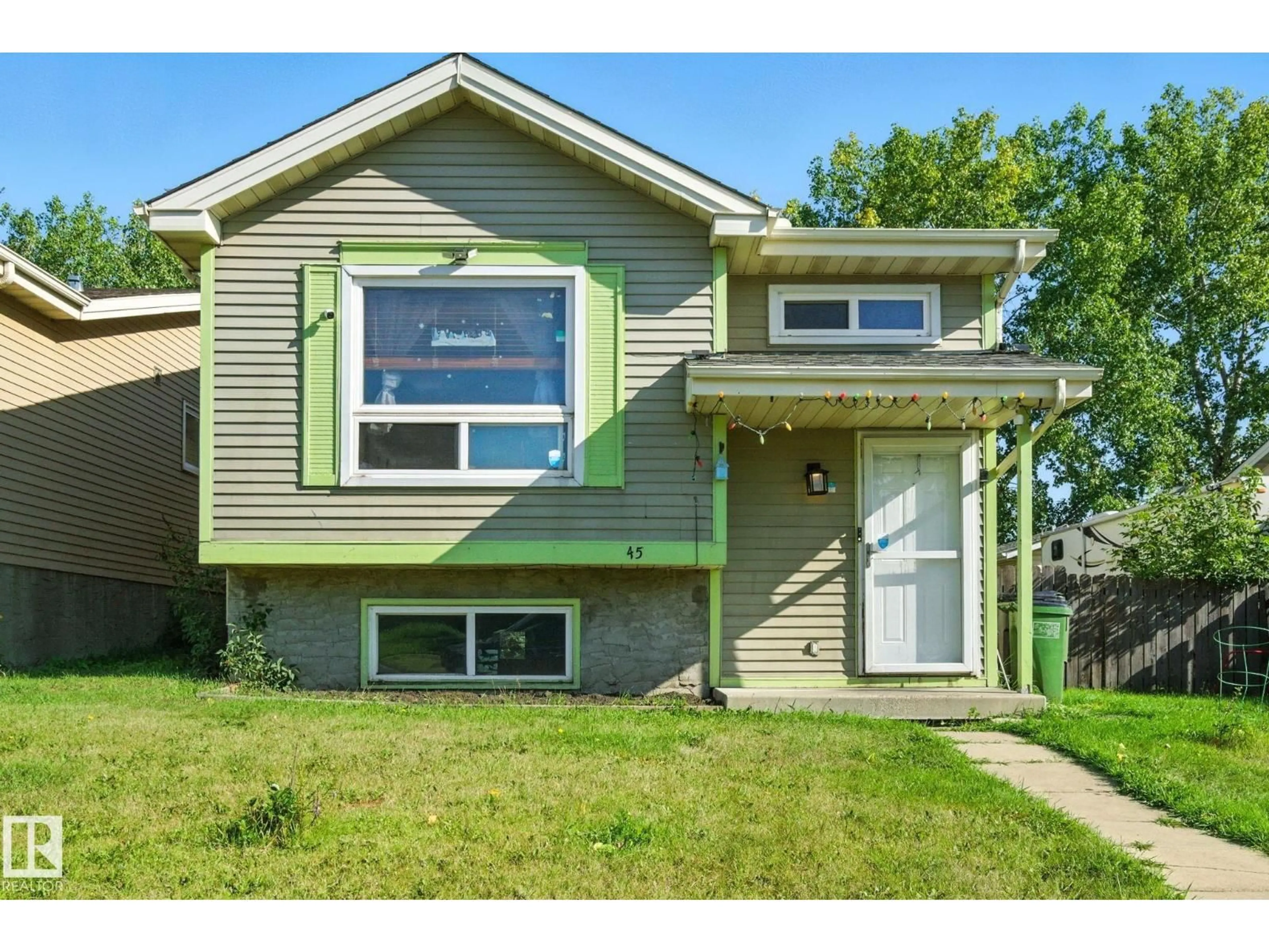 Home with vinyl exterior material, street for 4540 33A AV, Edmonton Alberta T6L4X7