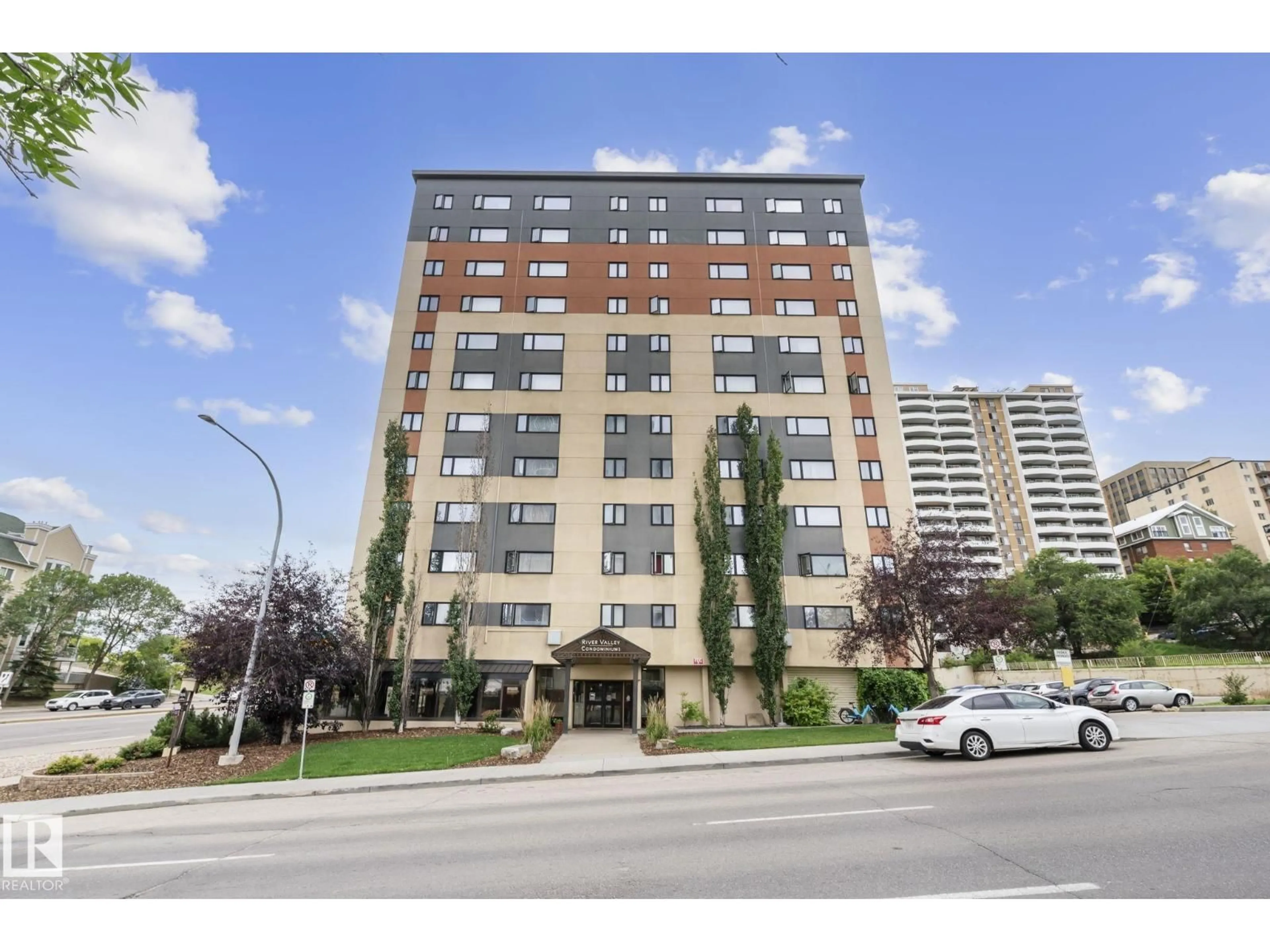 Unknown for 9710 - 806 105 ST, Edmonton Alberta T5K1A4
