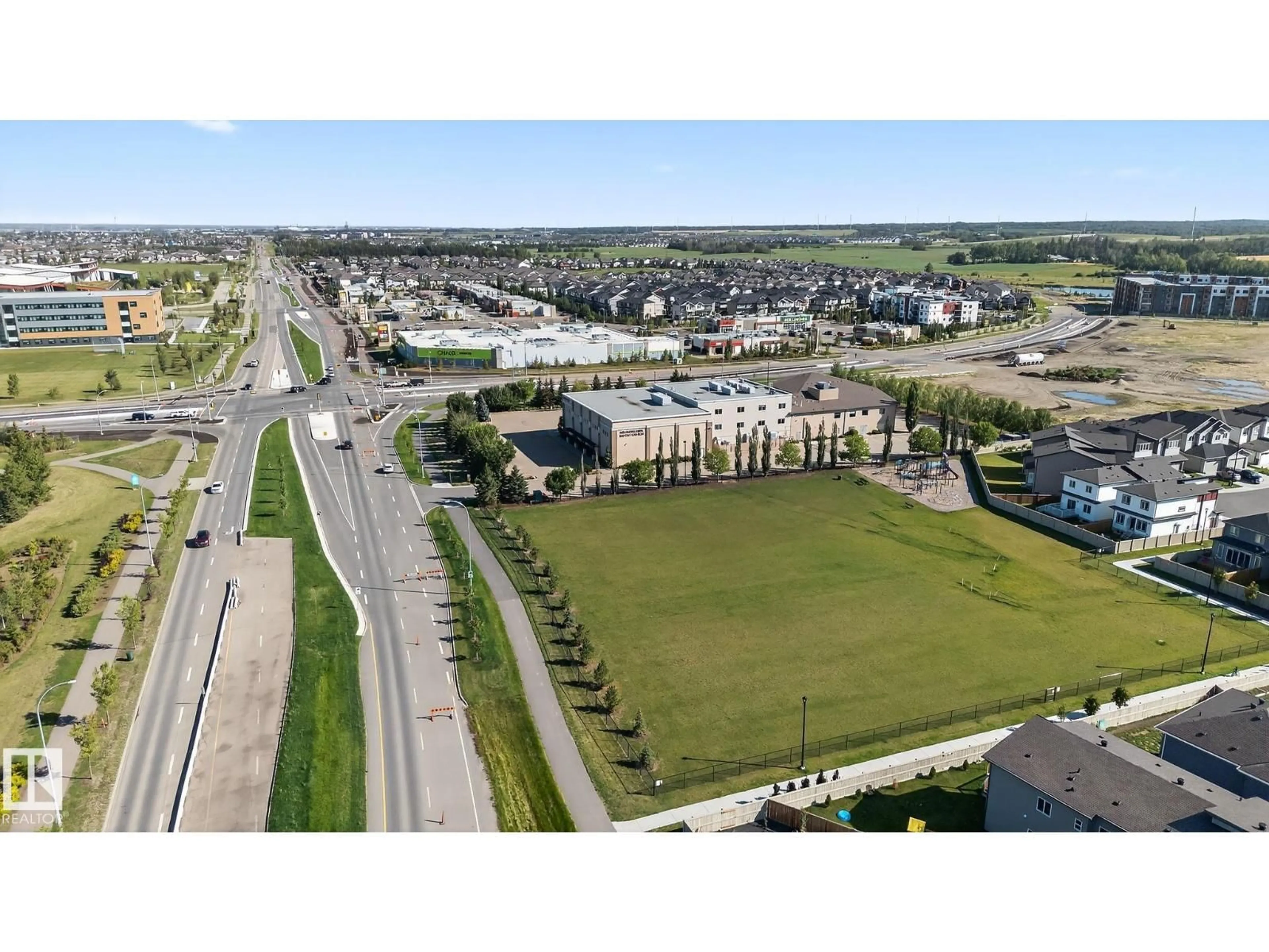 A pic from outside/outdoor area/front of a property/back of a property/a pic from drone, street for 1234 ASTER BV, Edmonton Alberta T6T2N8