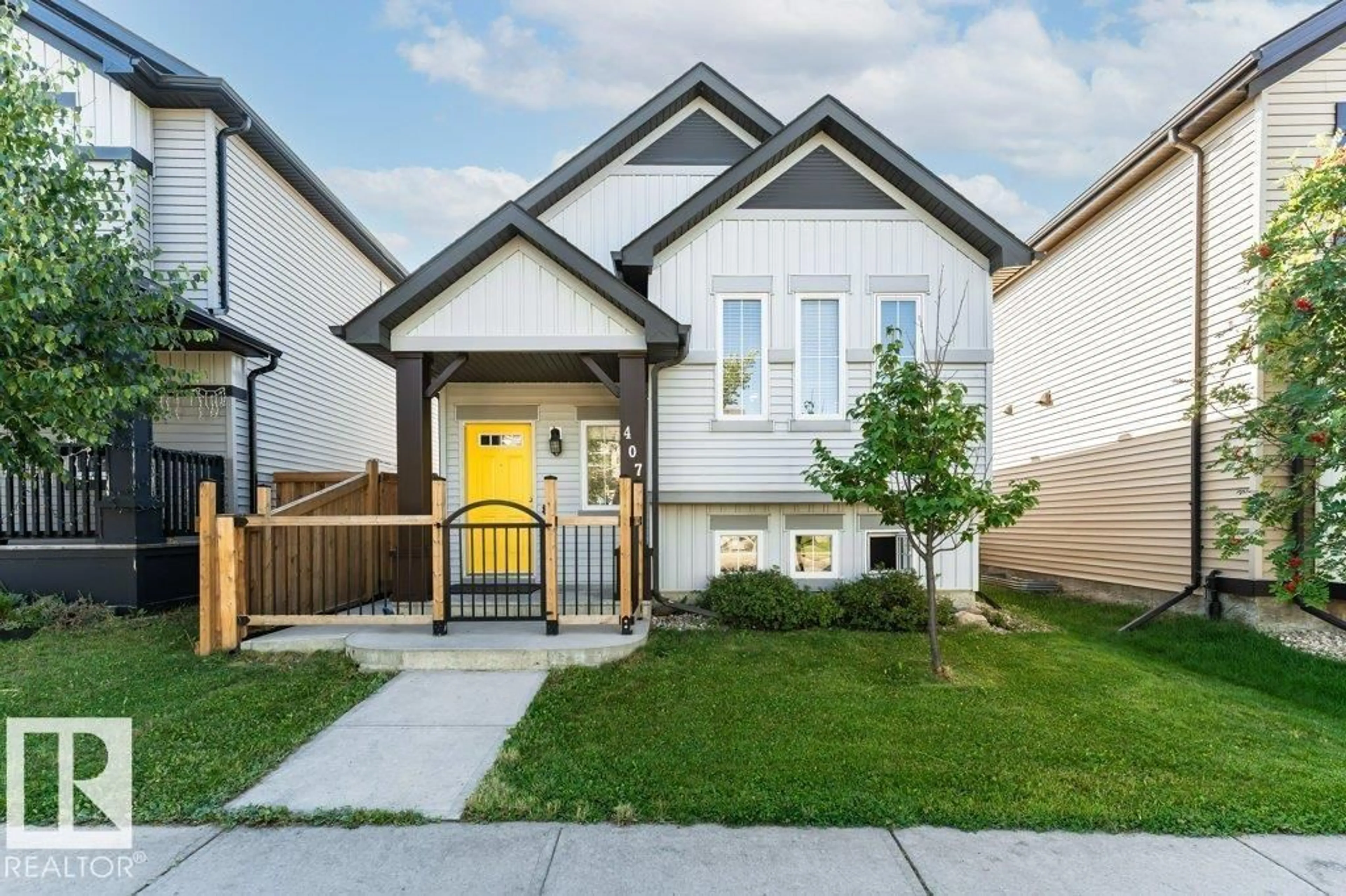 Home with vinyl exterior material, street for SW SW - 407 WATT BV, Edmonton Alberta T6X0P6