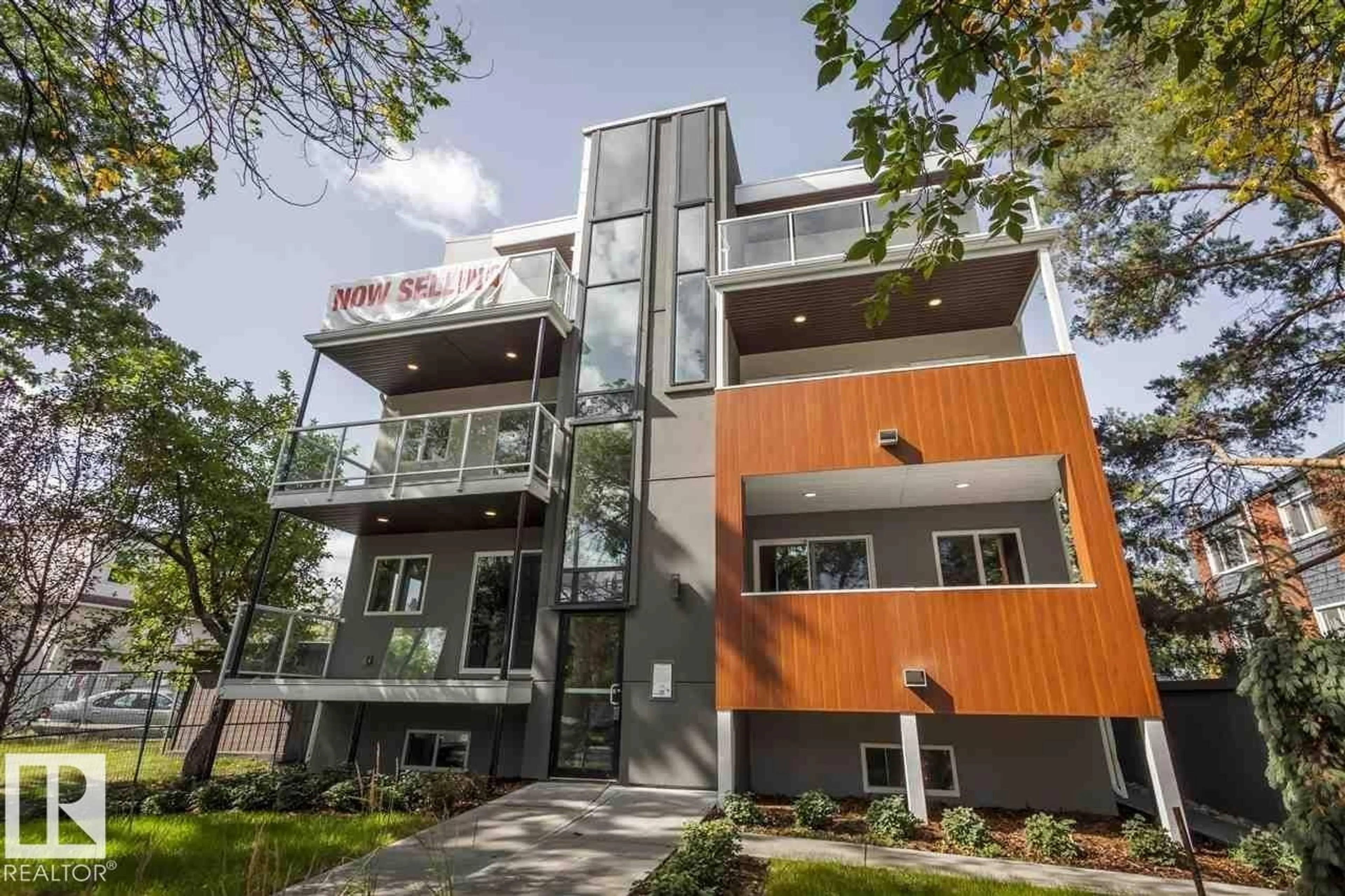 Unknown for 101 - 101 10736 116 ST NW, Edmonton Alberta T5H3M2