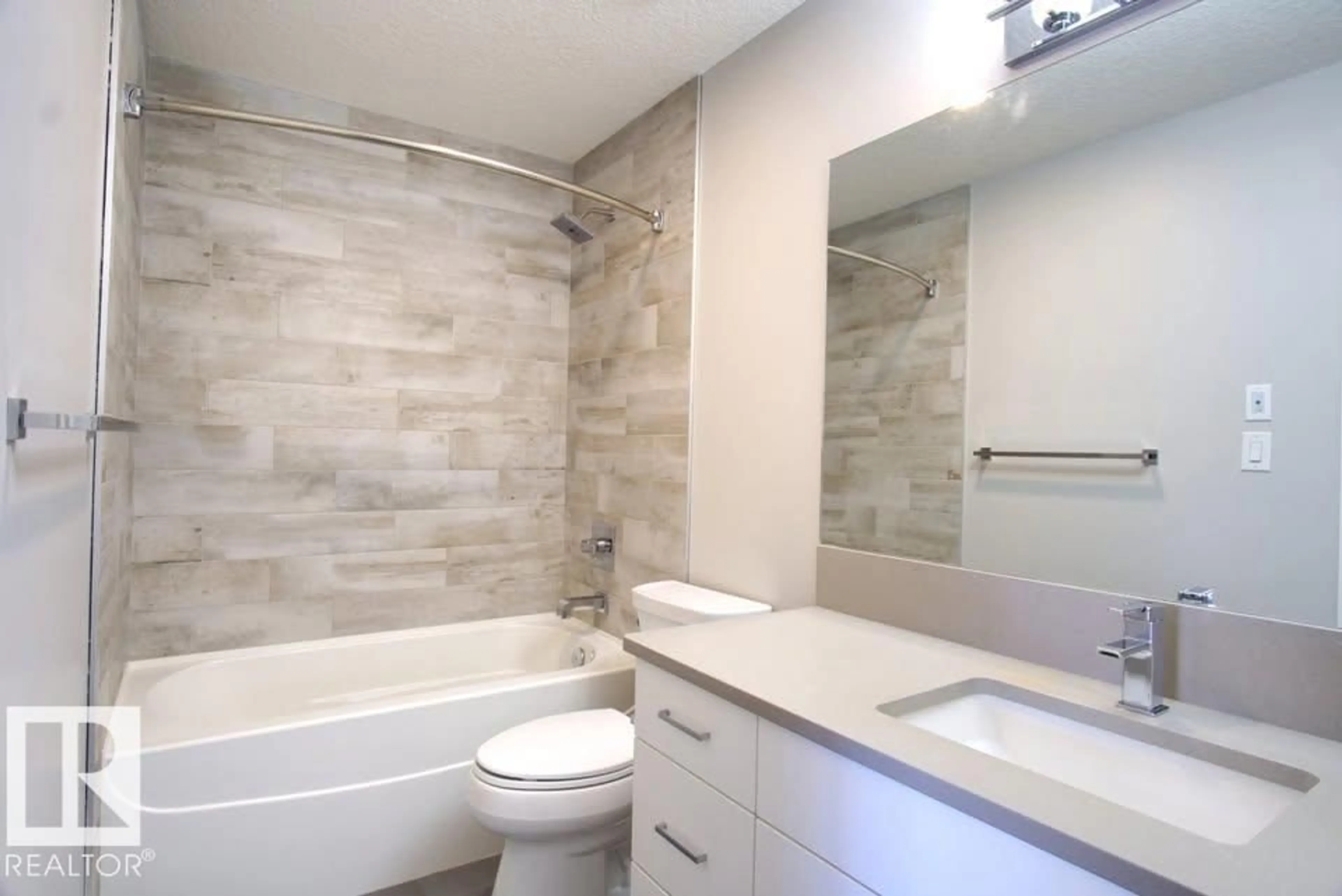 Standard bathroom, ceramic/tile floor for 202 - 10736 116 ST, Edmonton Alberta T5H3M2