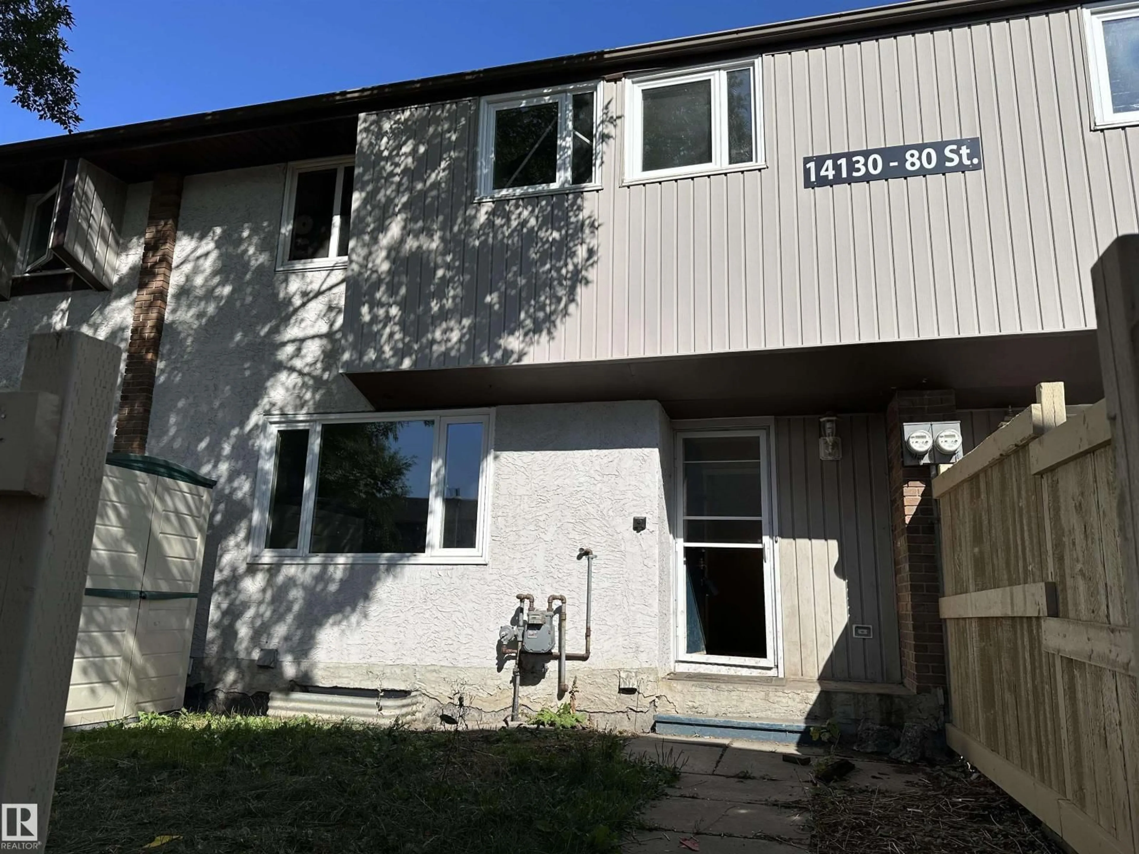 Home with vinyl exterior material, street for #5 - 14130 80 ST, Edmonton Alberta T5C1L6