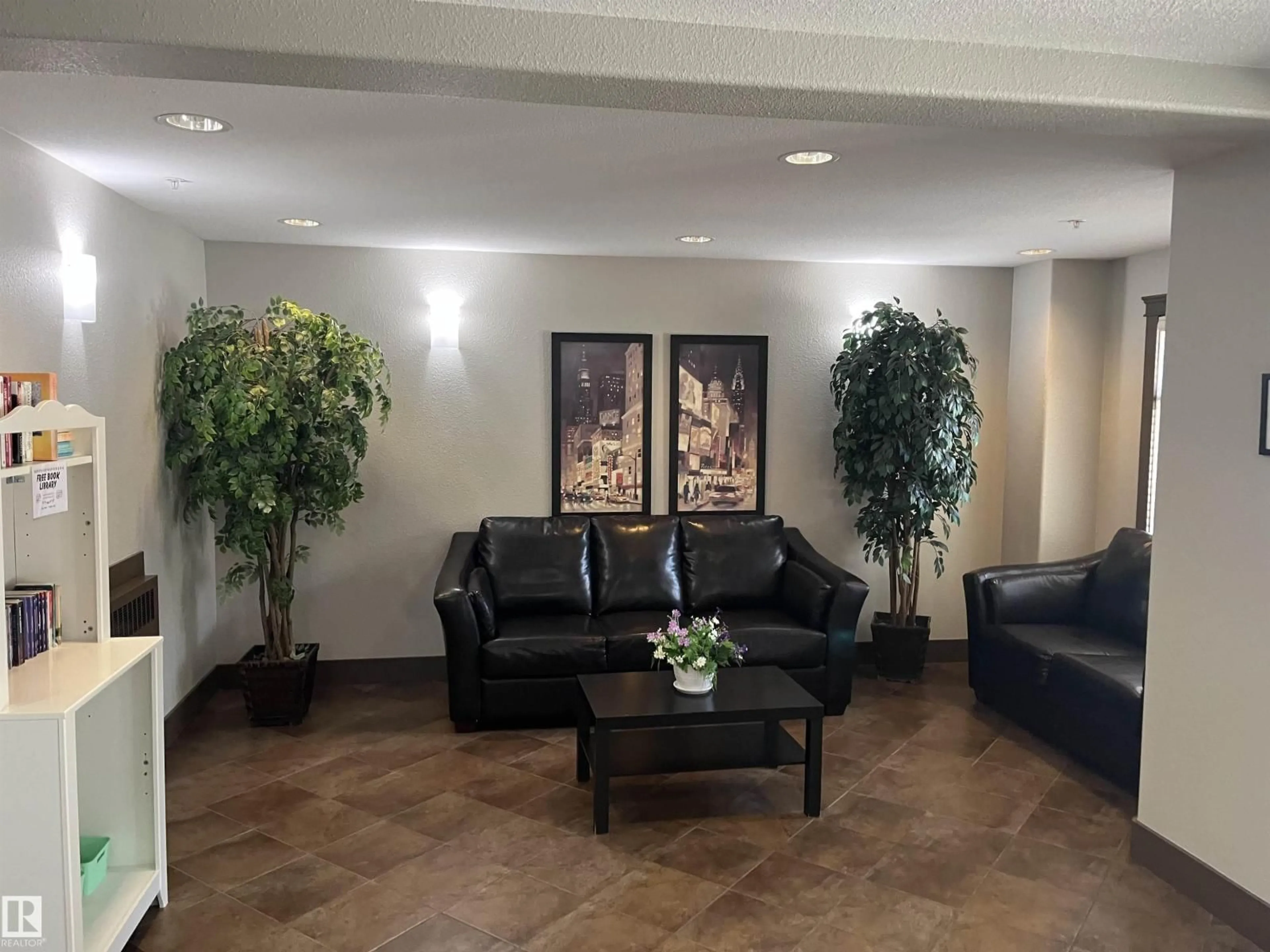 Lobby for #113 - 11615 ELLERSLIE RD, Edmonton Alberta T6W0J3
