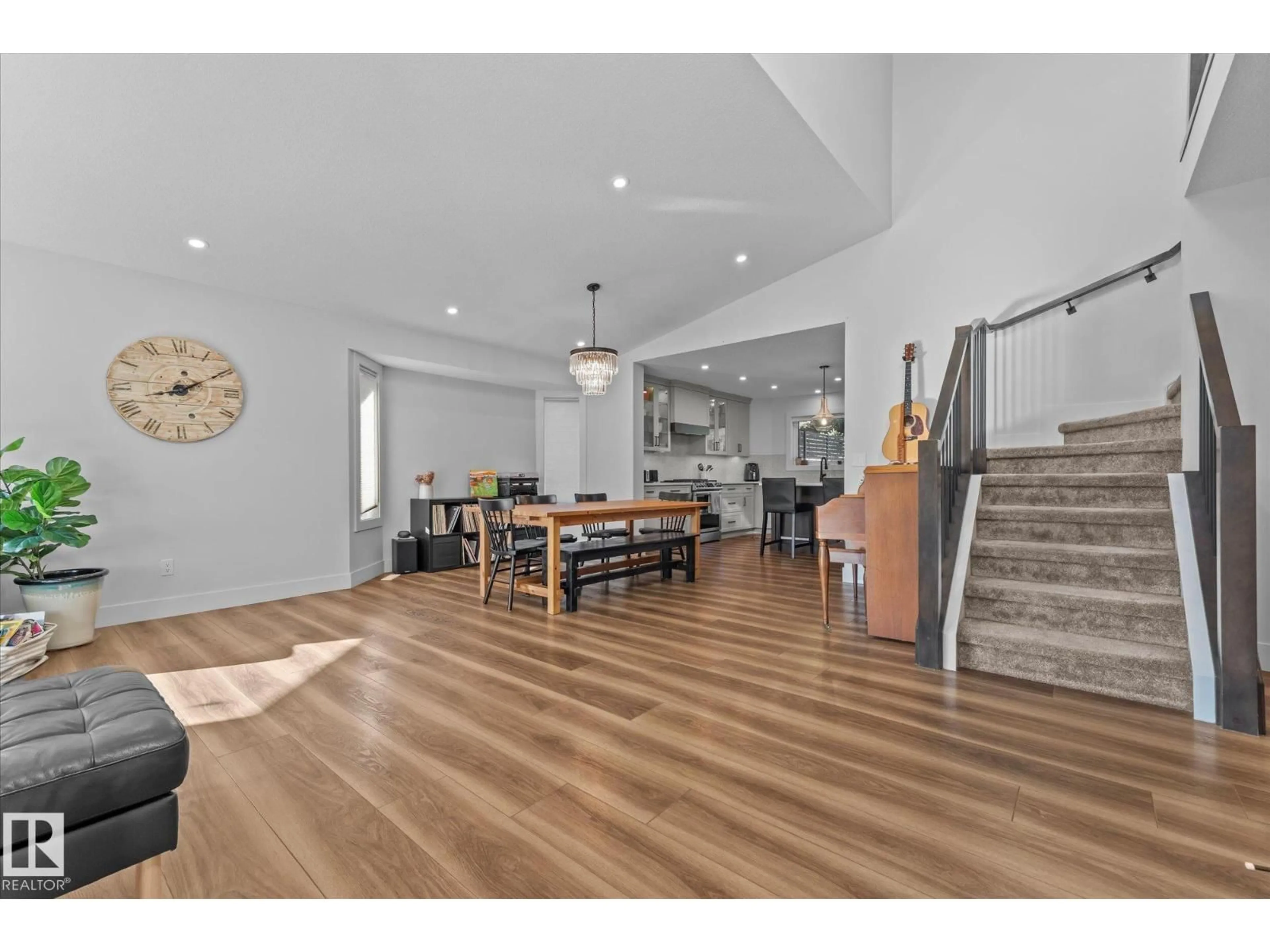 Unknown for NW - 15603 64 ST, Edmonton Alberta T5Y2N4