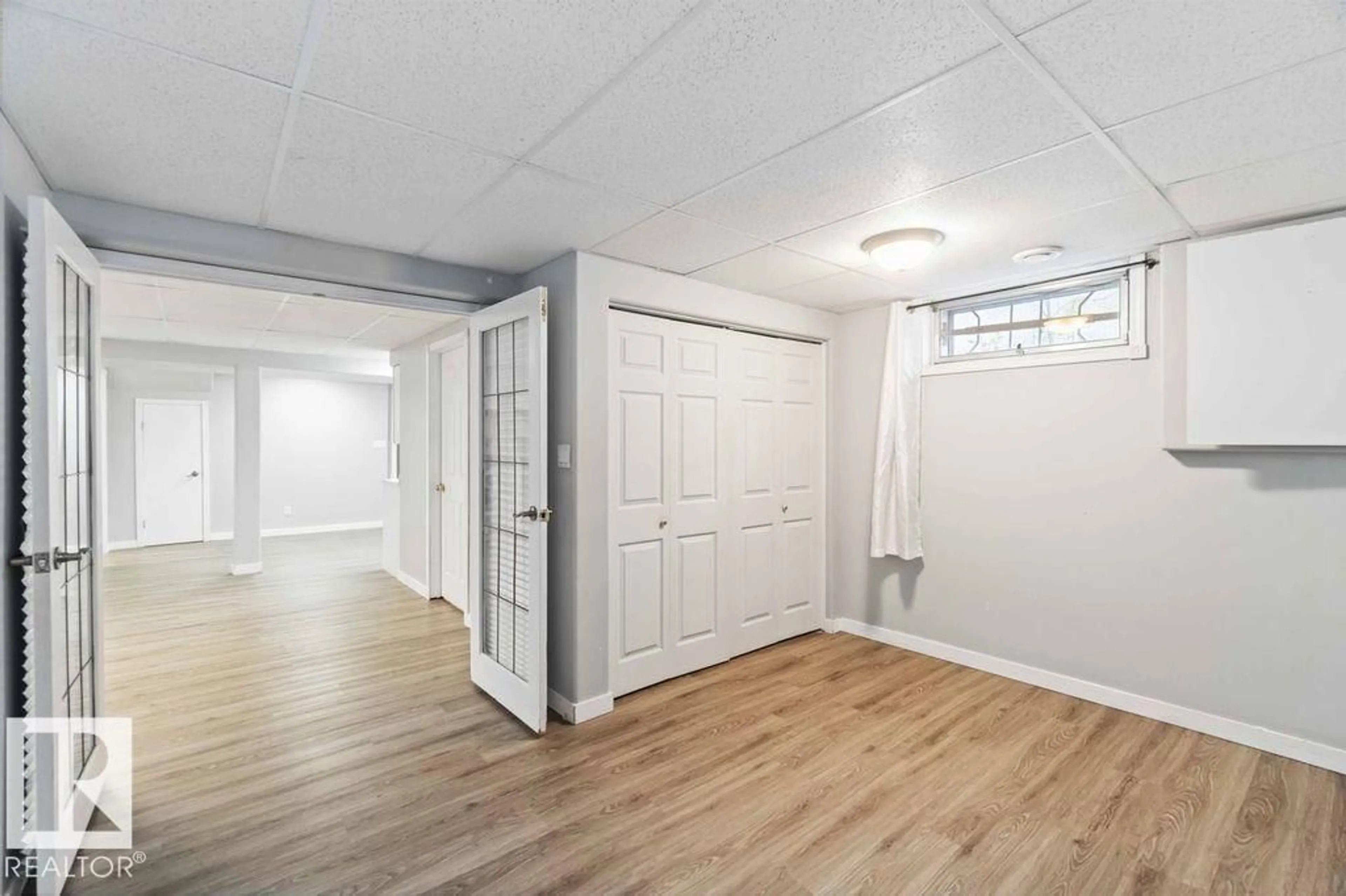 A pic of a room for 6420 146 AV, Edmonton Alberta T5A1T3
