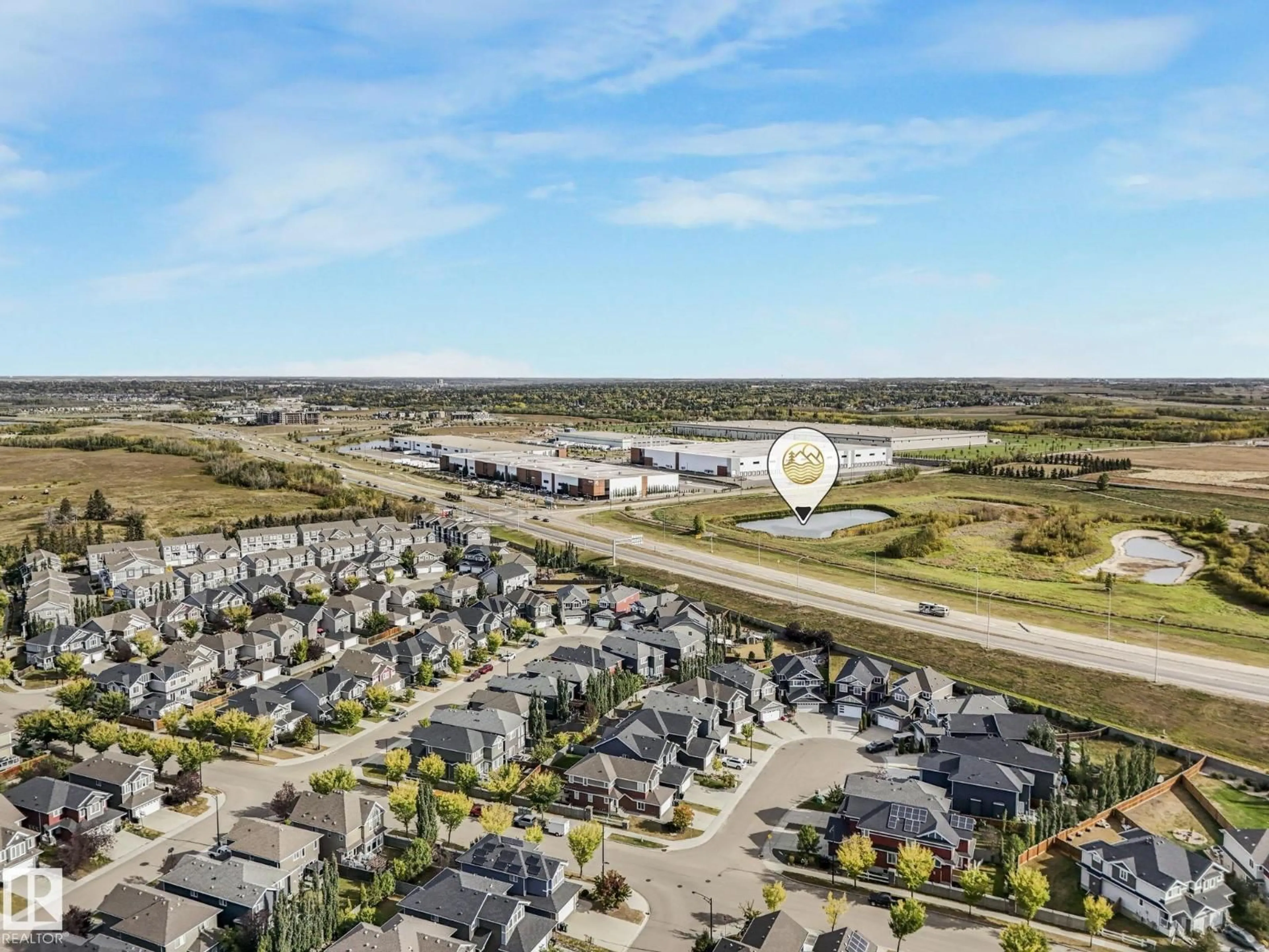 A pic from outside/outdoor area/front of a property/back of a property/a pic from drone, street for 3140 MAGPIE WY, Edmonton Alberta T5S0E1