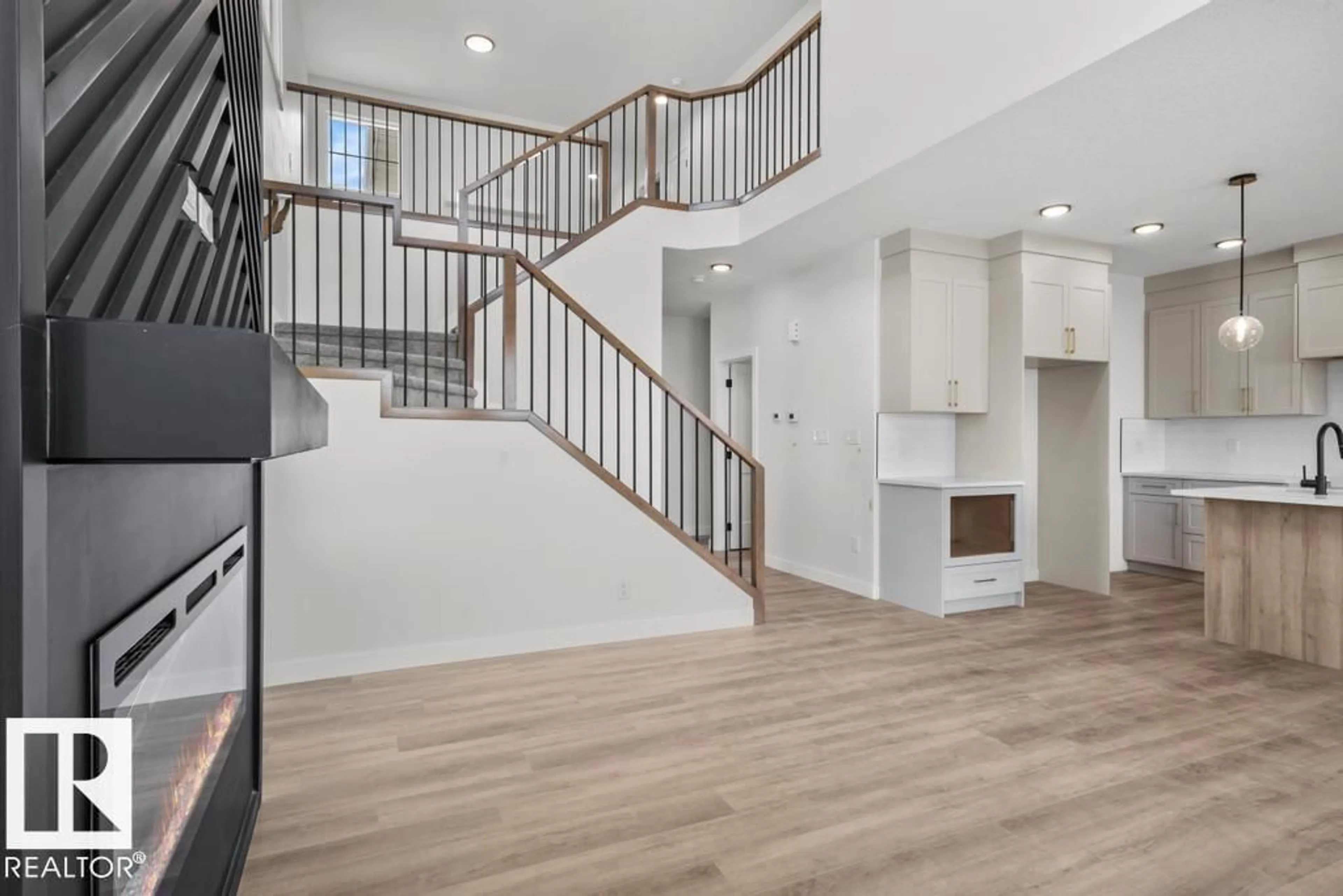 Unknown for 3140 MAGPIE WY, Edmonton Alberta T5S0E1