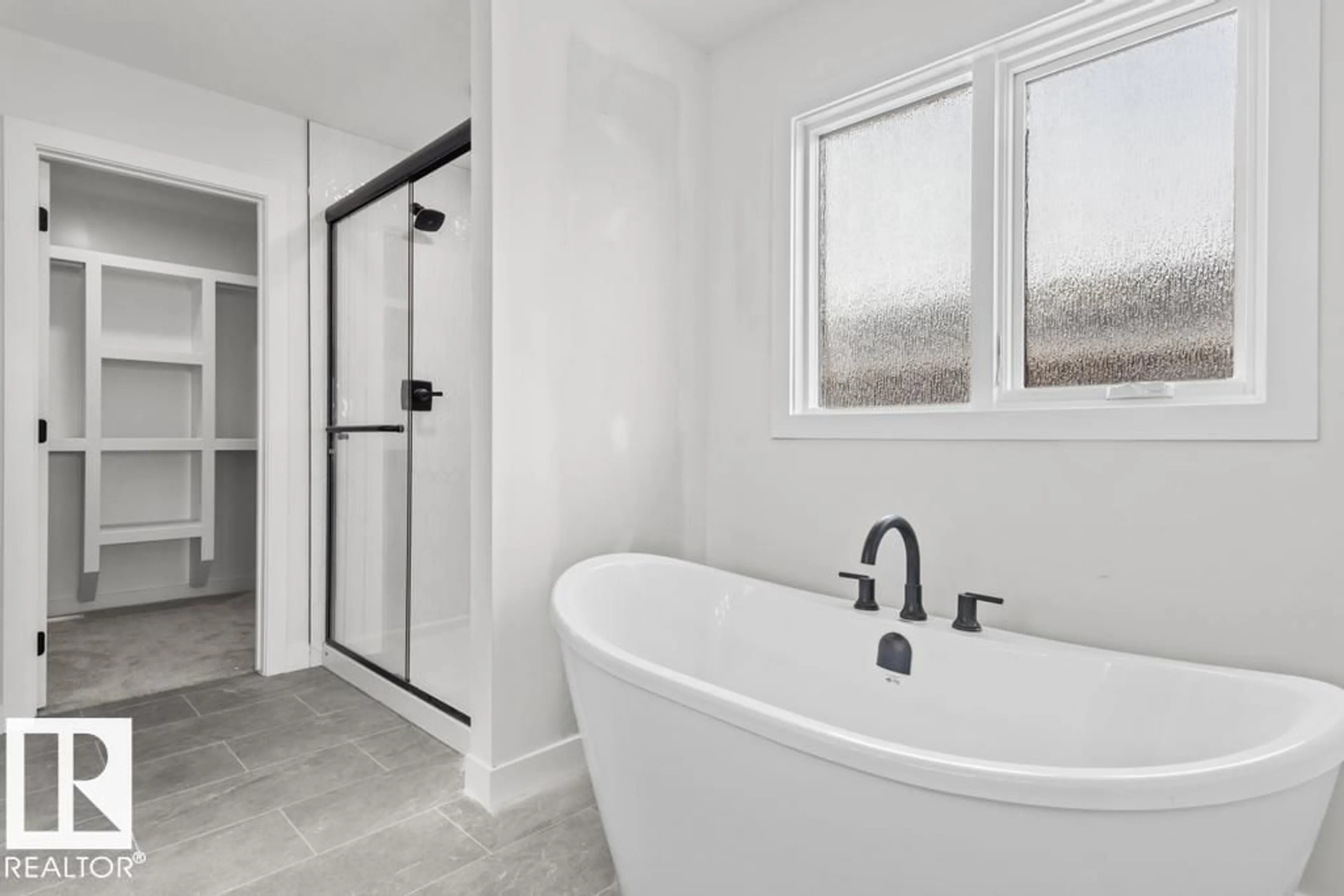 Contemporary bathroom, ceramic/tile floor for 3140 MAGPIE WY, Edmonton Alberta T5S0E1