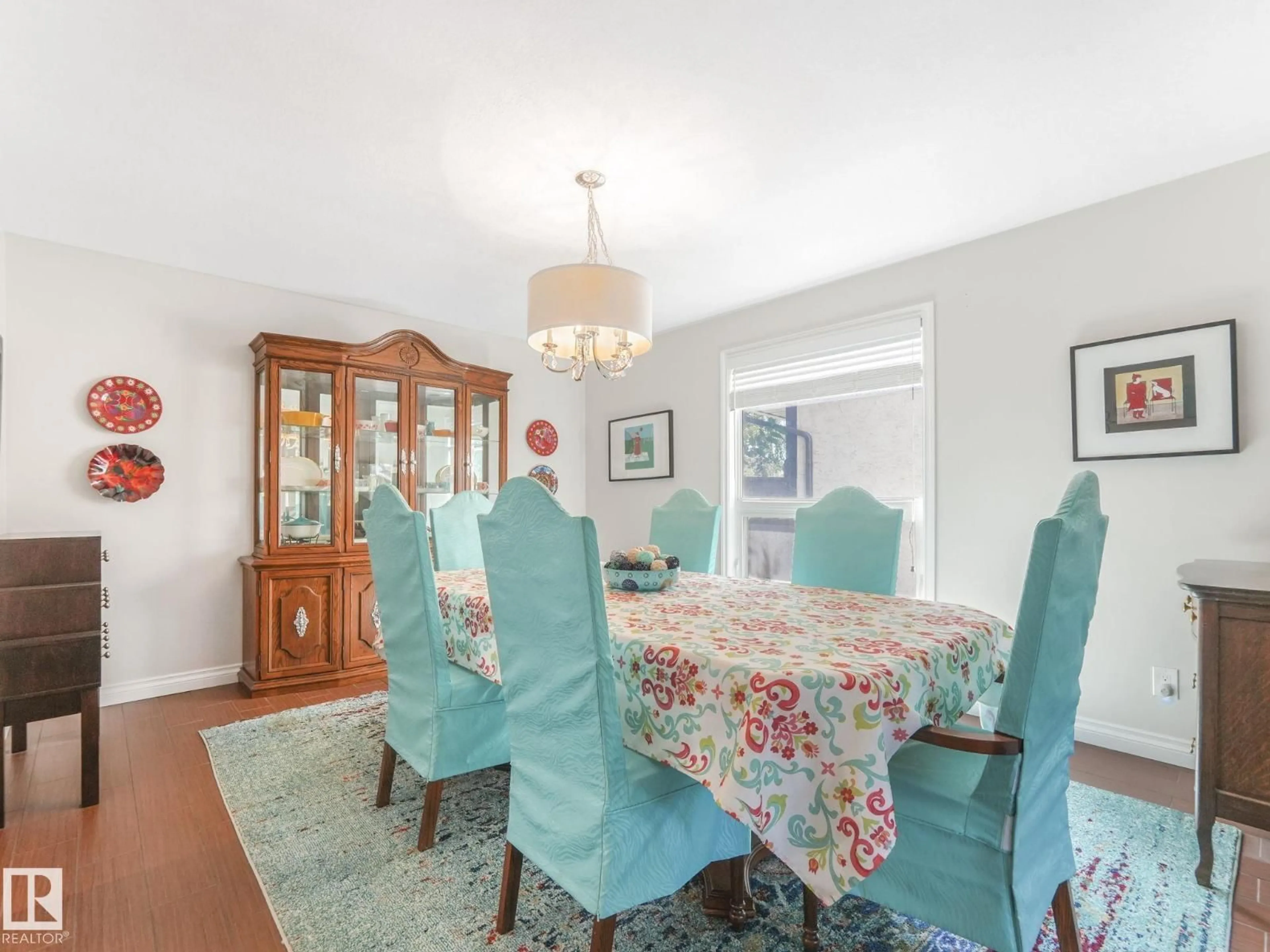 Dining room, unknown for 88 WAHSTAO CR, Edmonton Alberta T5T2W8
