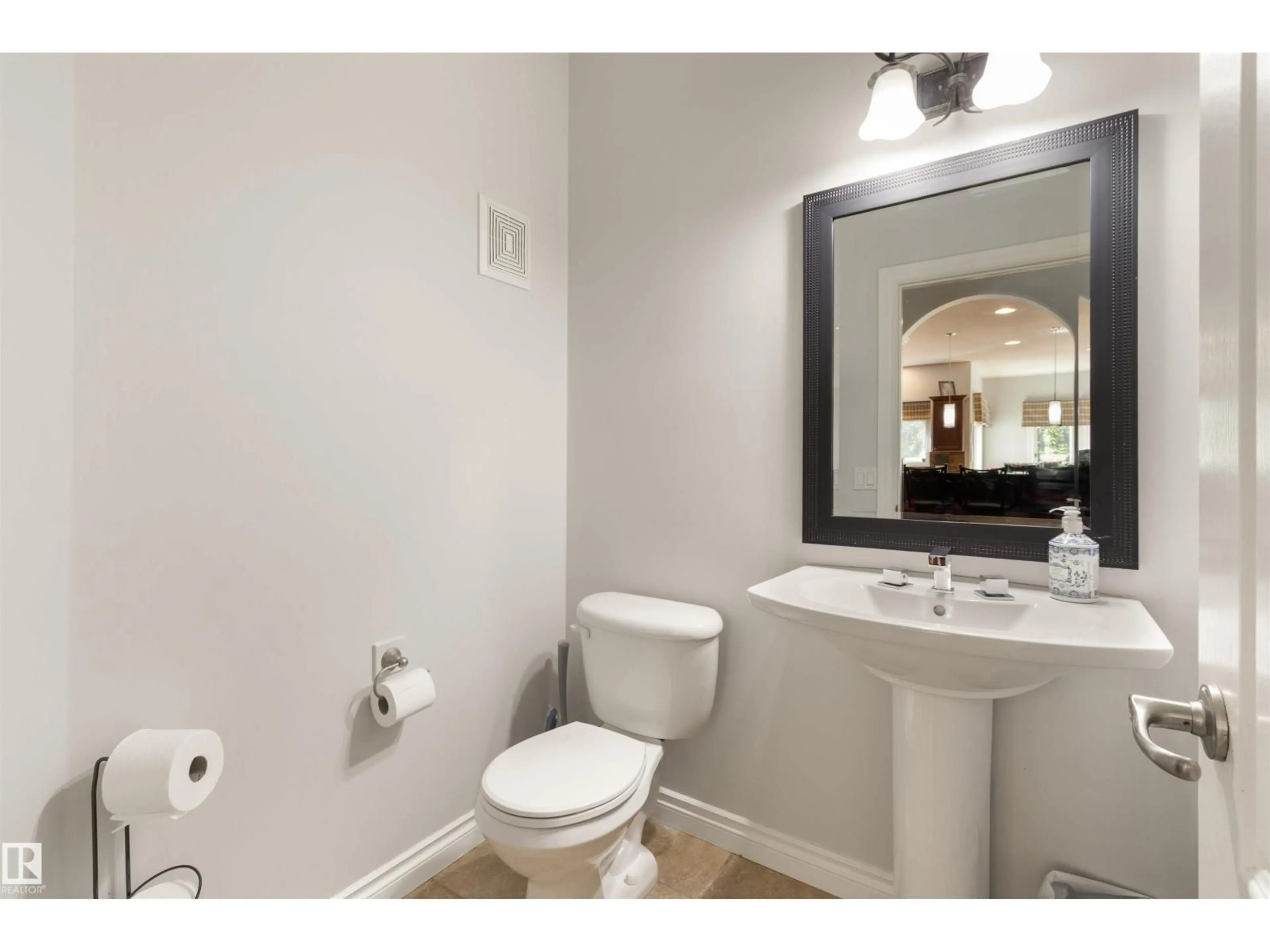 Standard bathroom, ceramic/tile floor for 3905 44A AVENUE, Drayton Valley Alberta T7A1V9