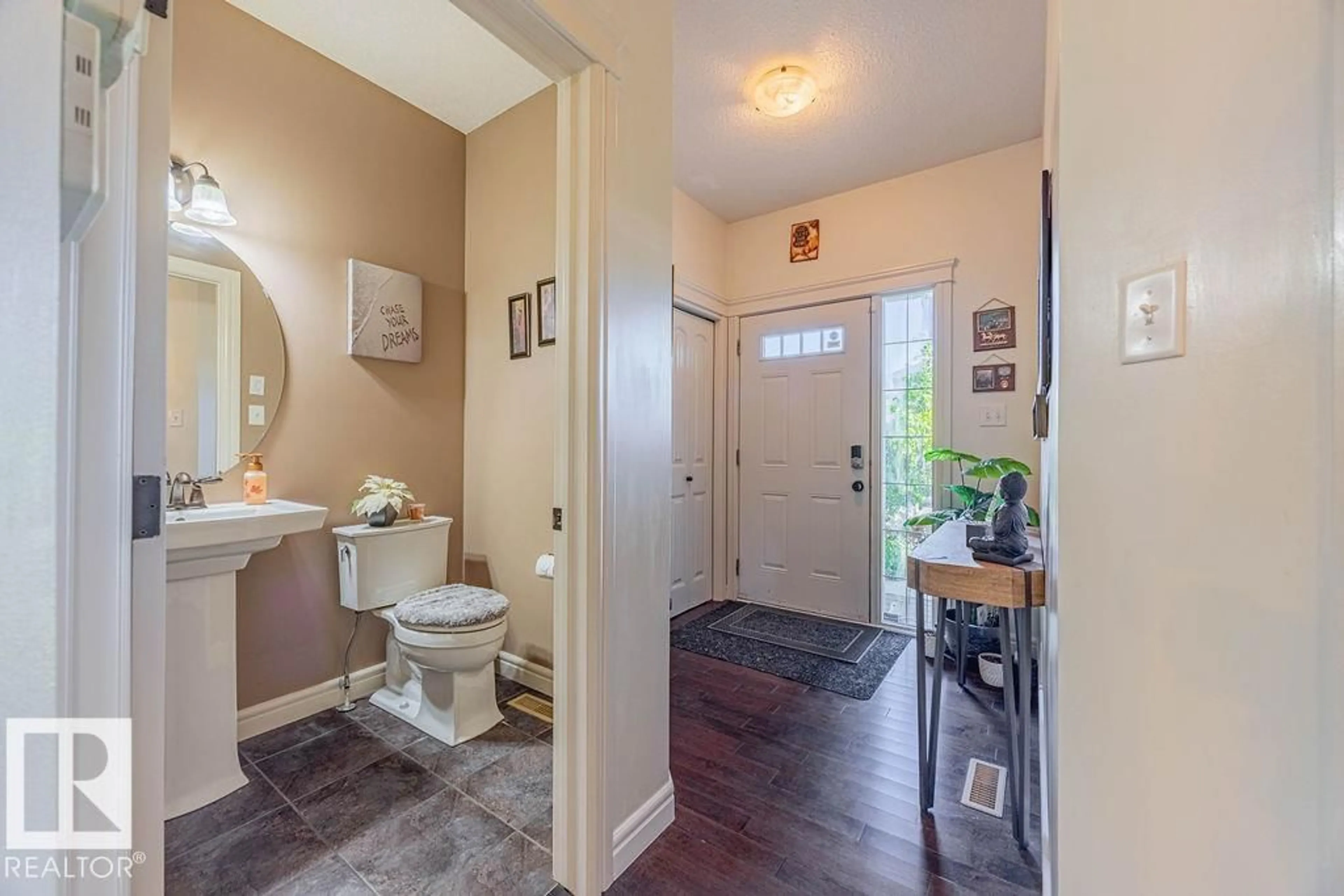 Indoor entryway for 4081 ALEXANDER WY, Edmonton Alberta T6W2C6