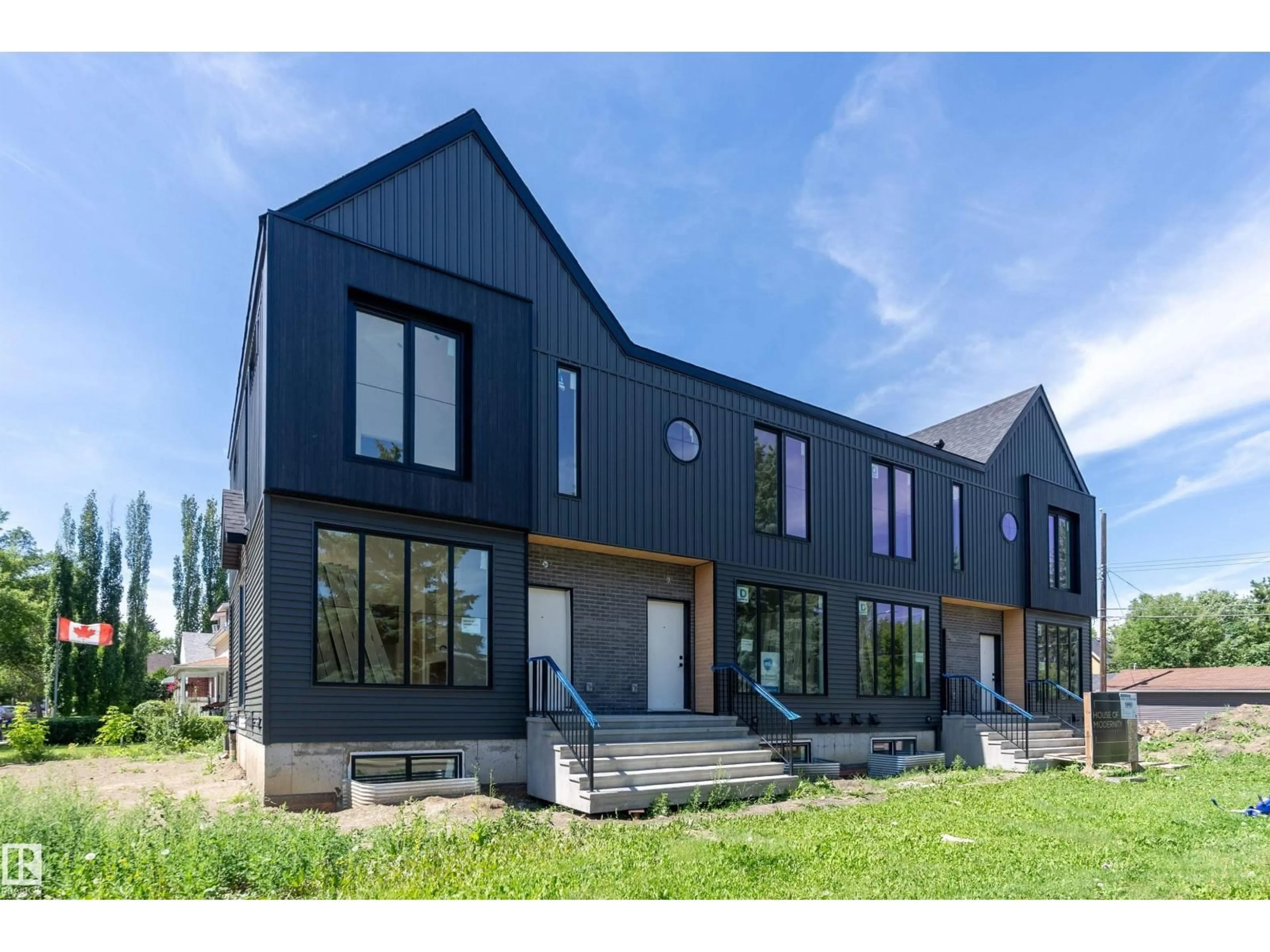 Home with brick exterior material, unknown for 8402 87 ST, Edmonton Alberta T6C1E2