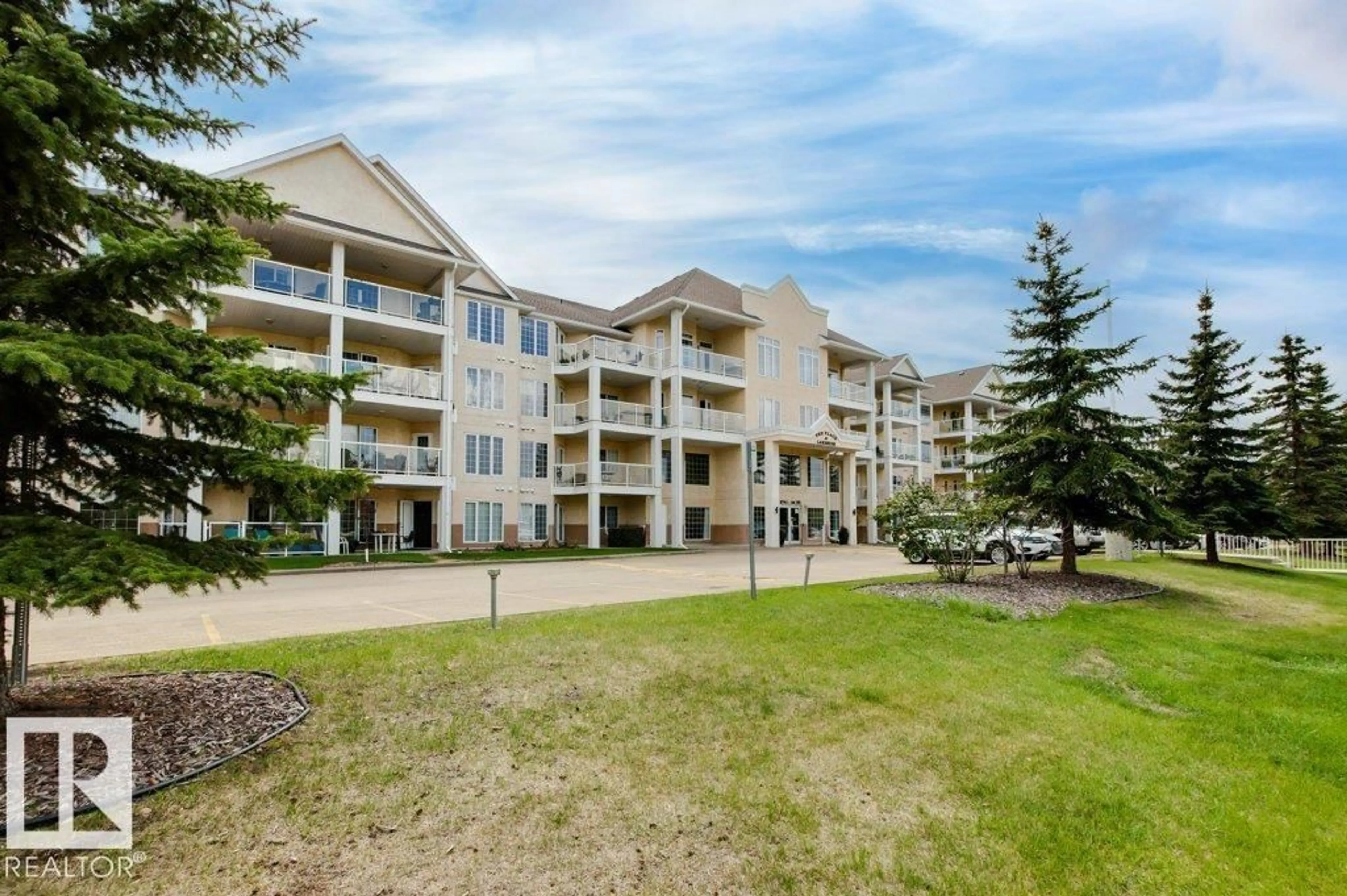 Patio, water/lake/river/ocean view for 125 2741 55 ST NW, Edmonton Alberta T6L7G7