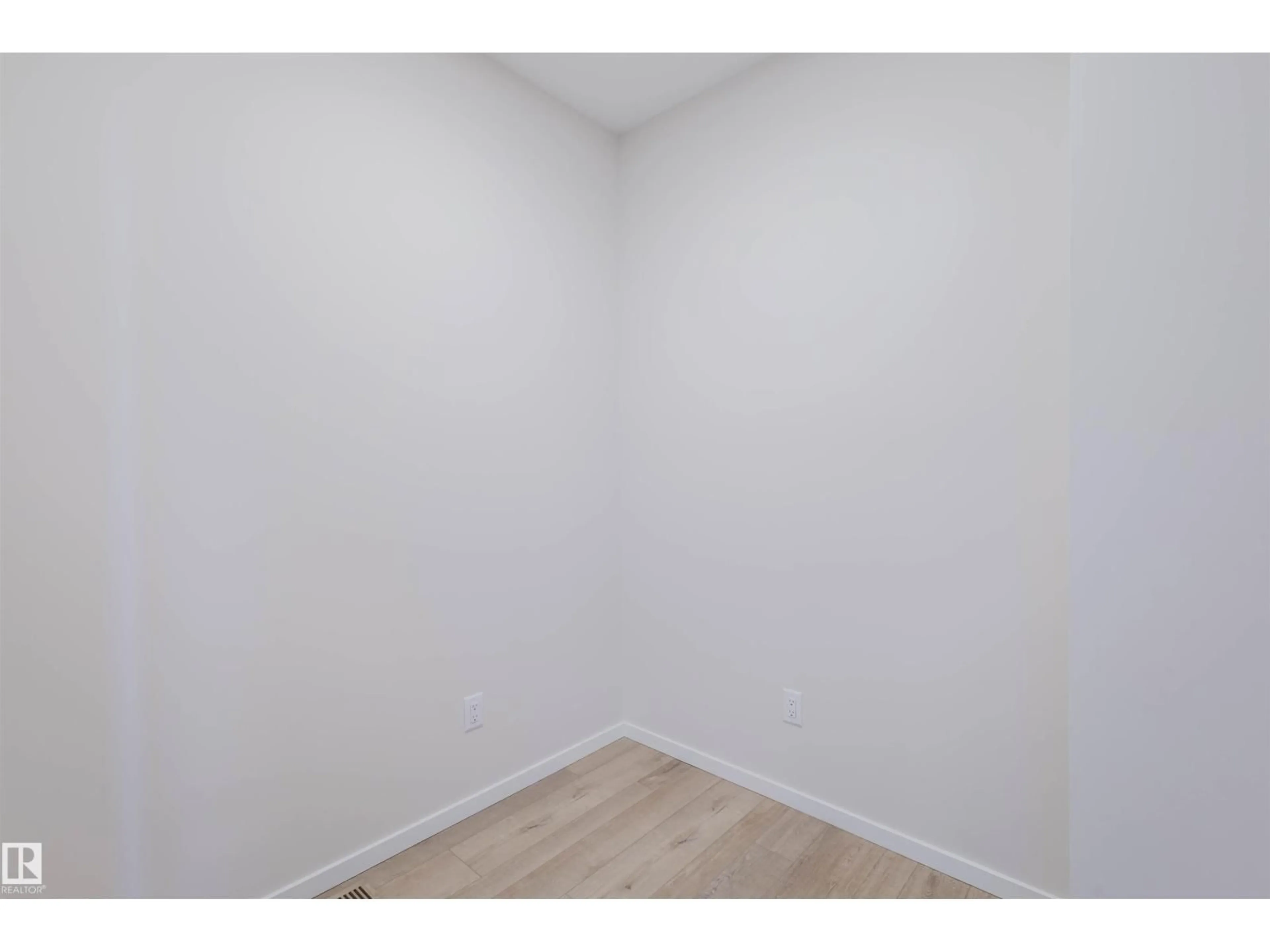 A pic of a room for NW - 2103 209 ST, Edmonton Alberta T6M2X6