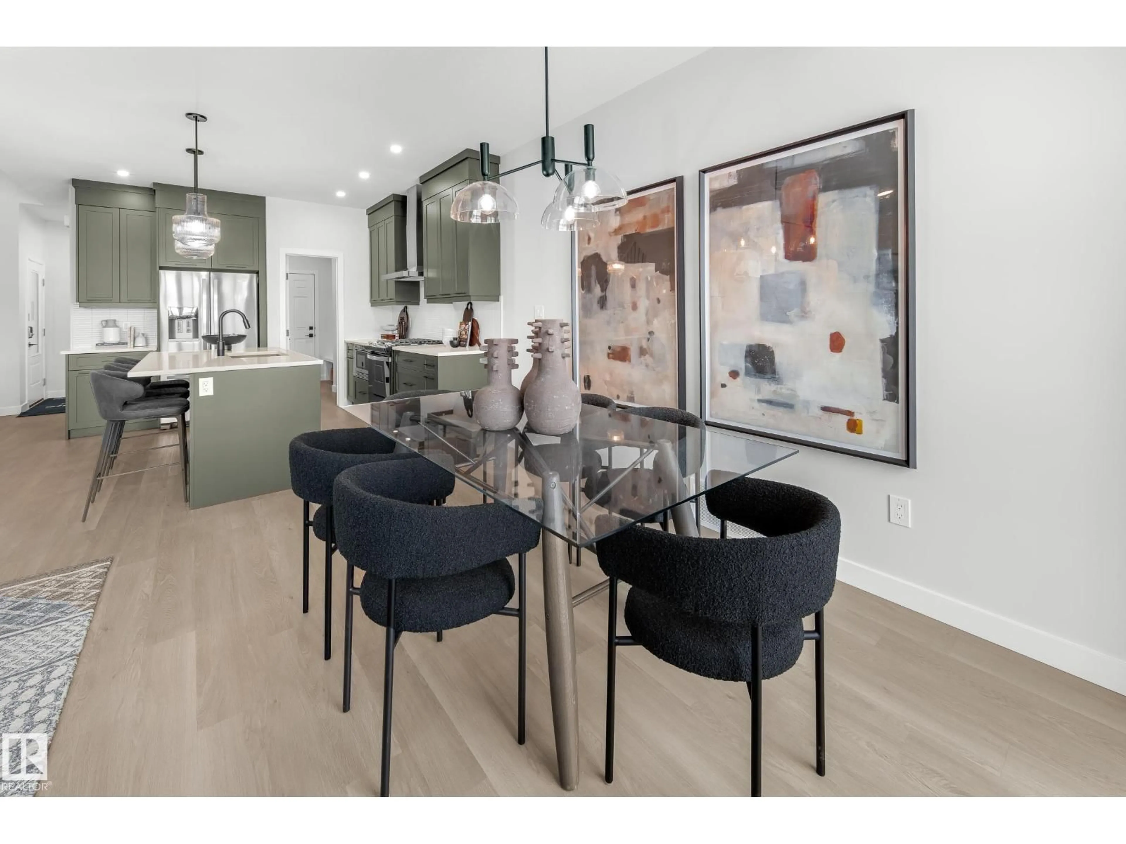 Dining room, ceramic/tile floor for 833 ROWAN CL, Edmonton Alberta T6X3J4