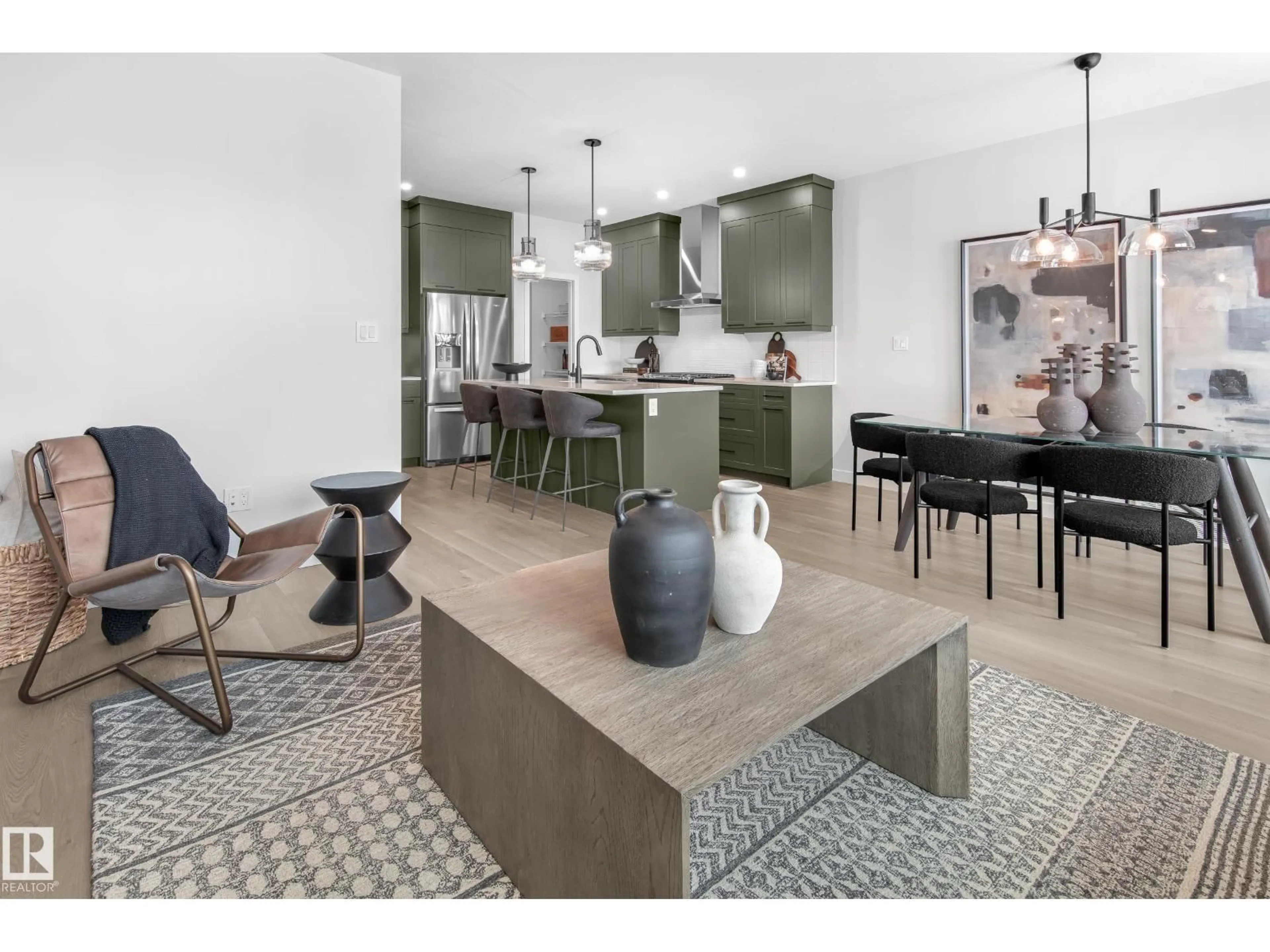Open concept kitchen, ceramic/tile floor for 833 ROWAN CL, Edmonton Alberta T6X3J4