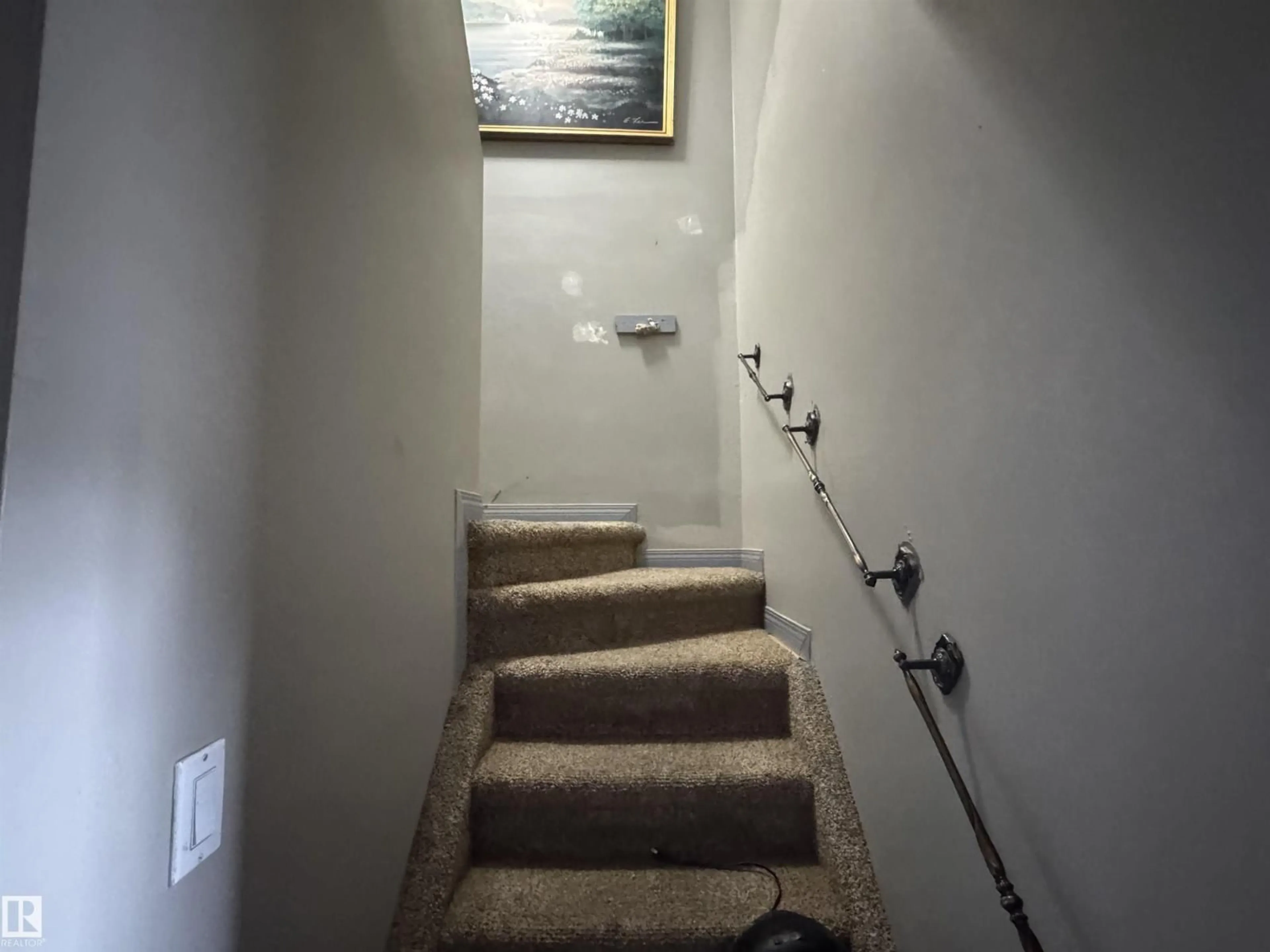 Stairs for 3322 116A AV, Edmonton Alberta T5W4X5