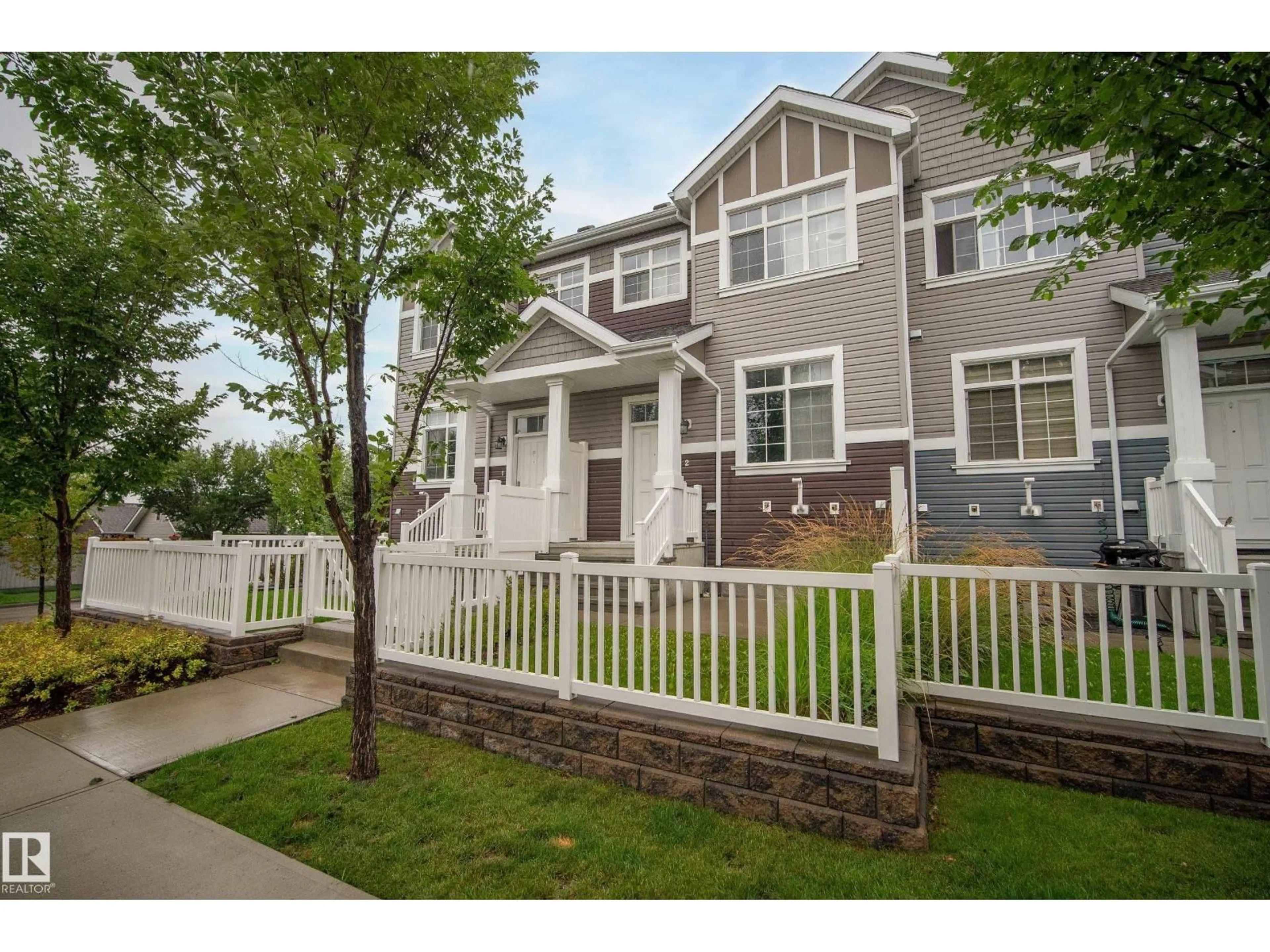 Home with vinyl exterior material, street for #2 - 9151 SHAW WAY, Edmonton Alberta T6X1W7