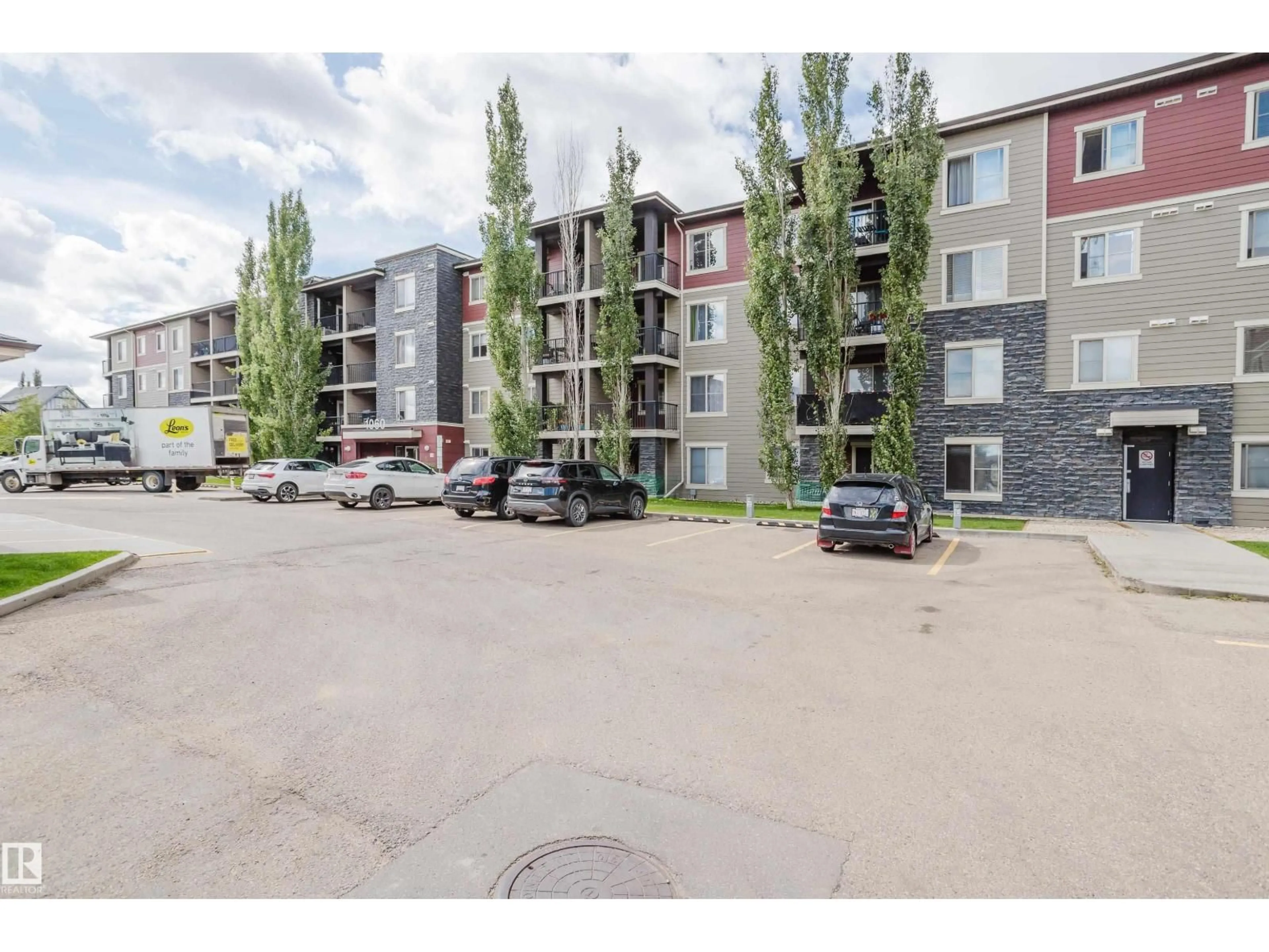 Unknown for 304 - 1060 MCCONACHIE BV, Edmonton Alberta T5Y0V1