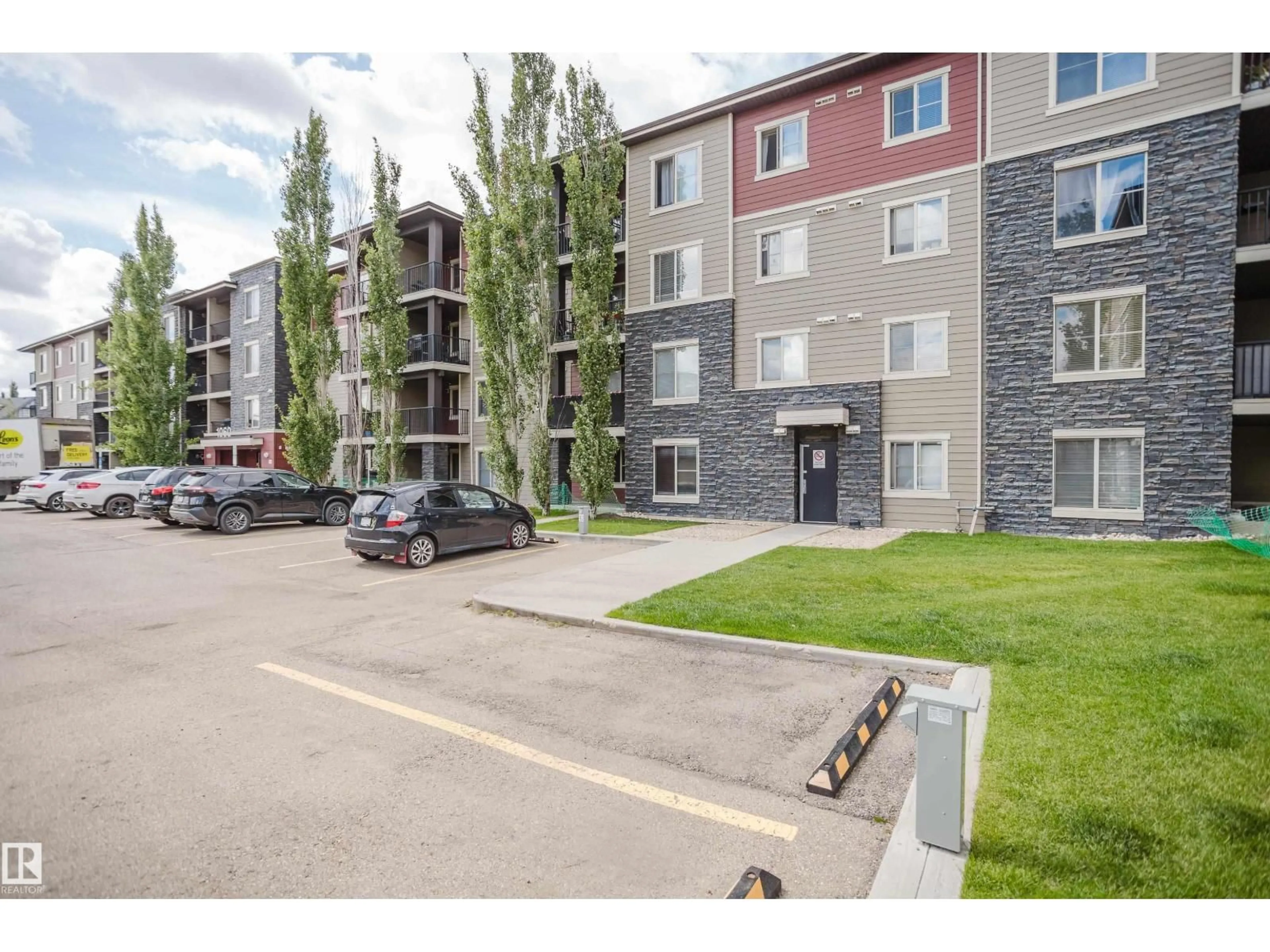 Unknown for 304 - 1060 MCCONACHIE BV, Edmonton Alberta T5Y0V1