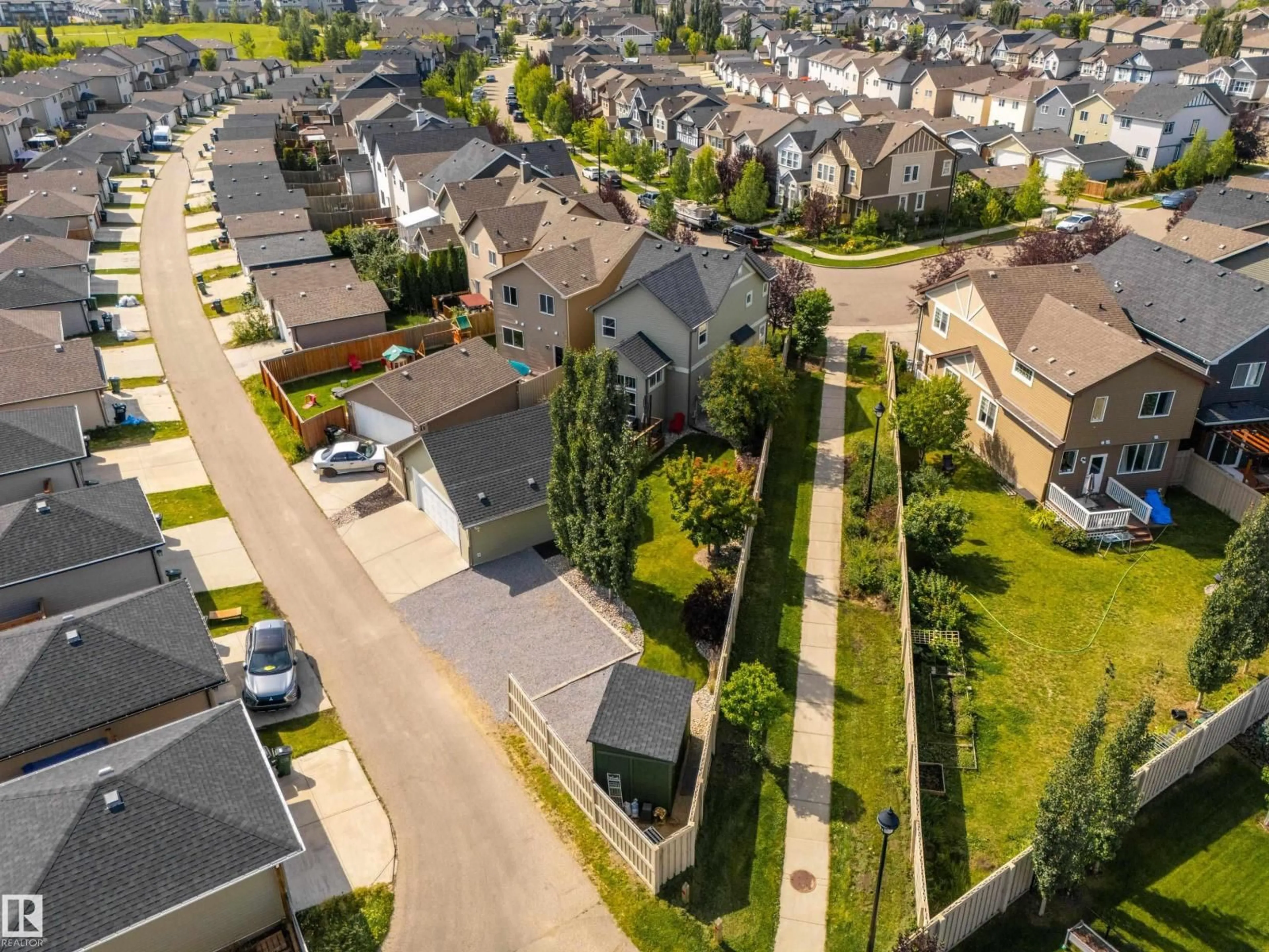 A pic from outside/outdoor area/front of a property/back of a property/a pic from drone, street for SW - 3053 ARTHURS CR, Edmonton Alberta T6W2H8