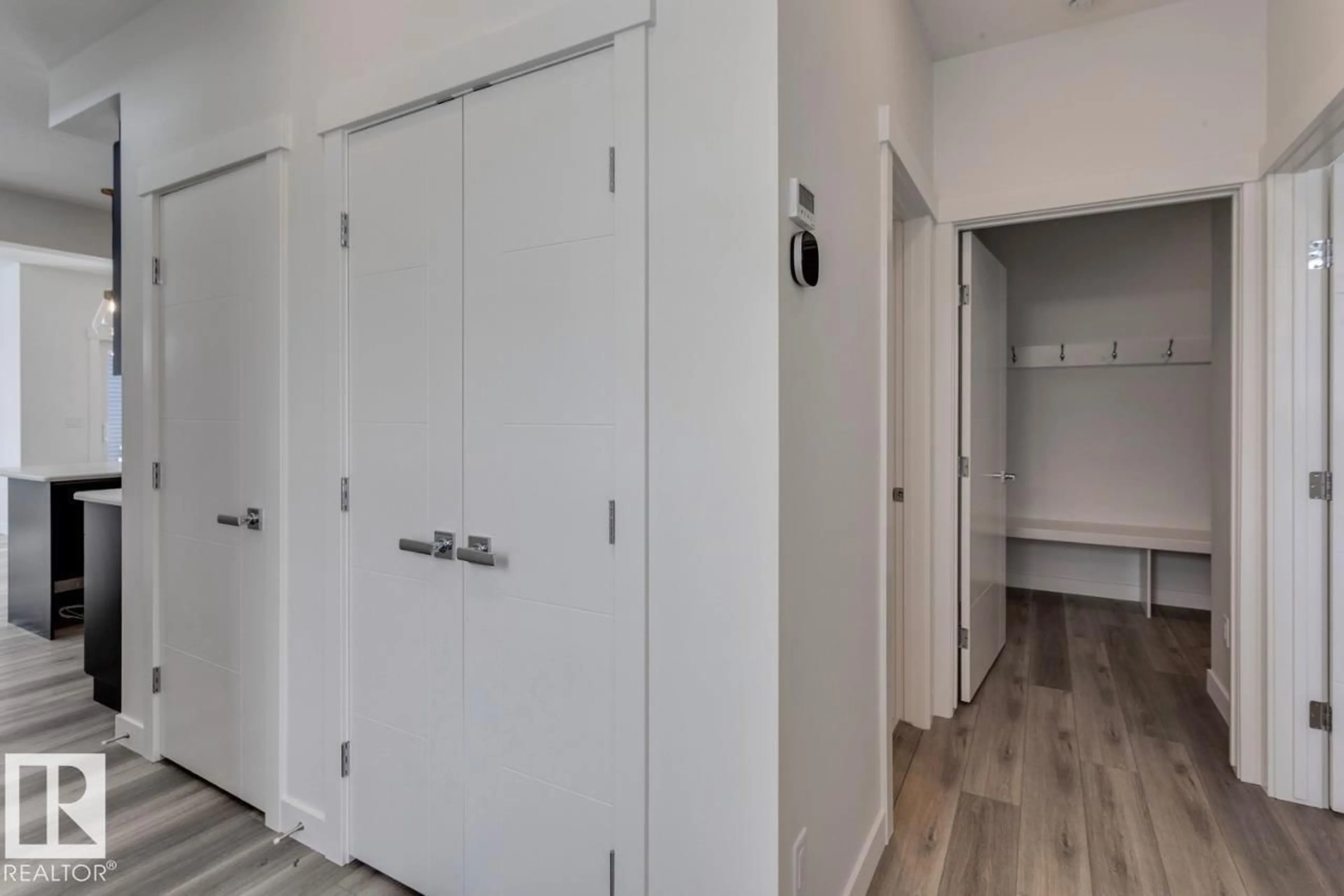 Unknown for 22705 93A AV, Edmonton Alberta T5T7V7