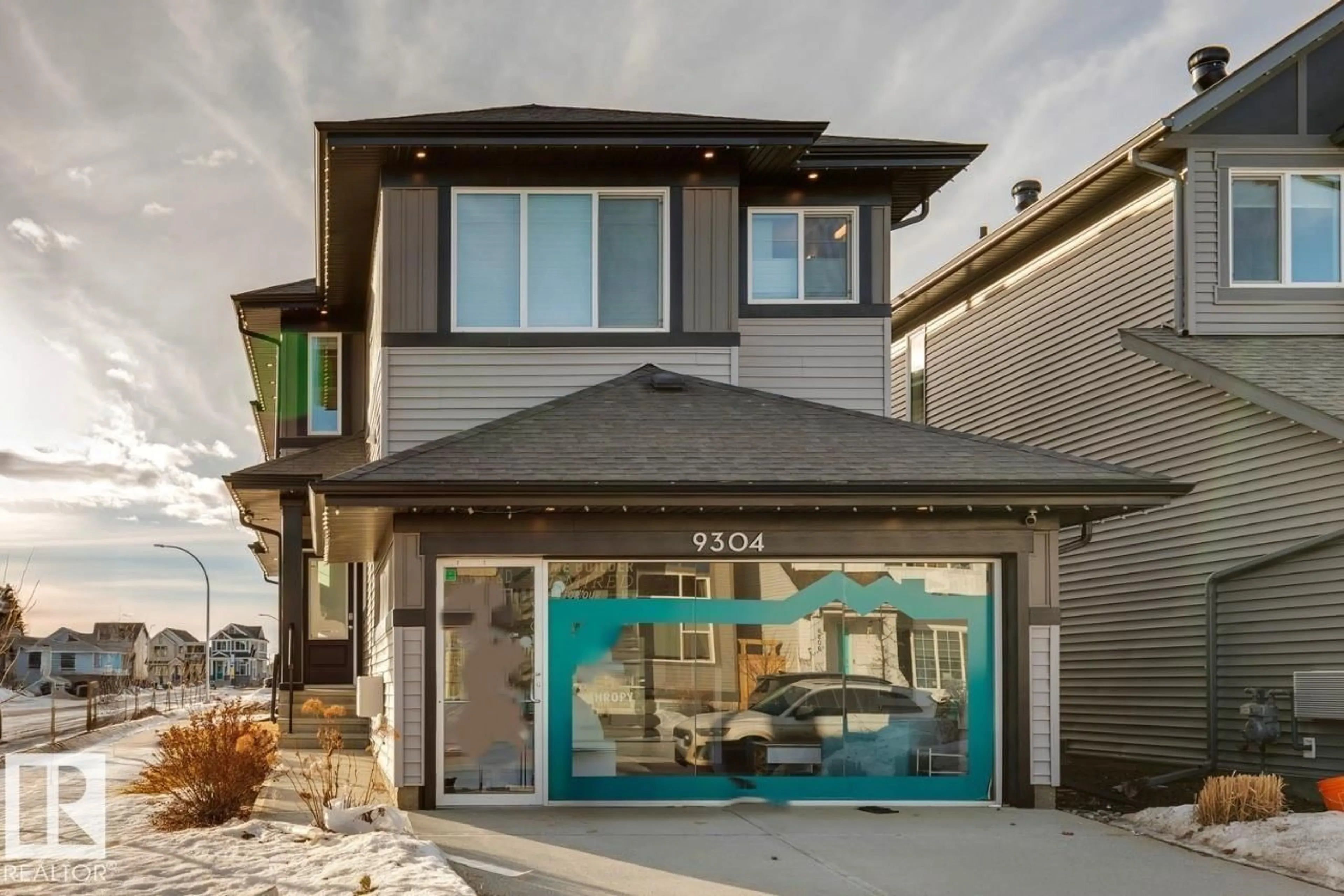 Unknown for NW - 9304 226 ST, Edmonton Alberta T5T7R5