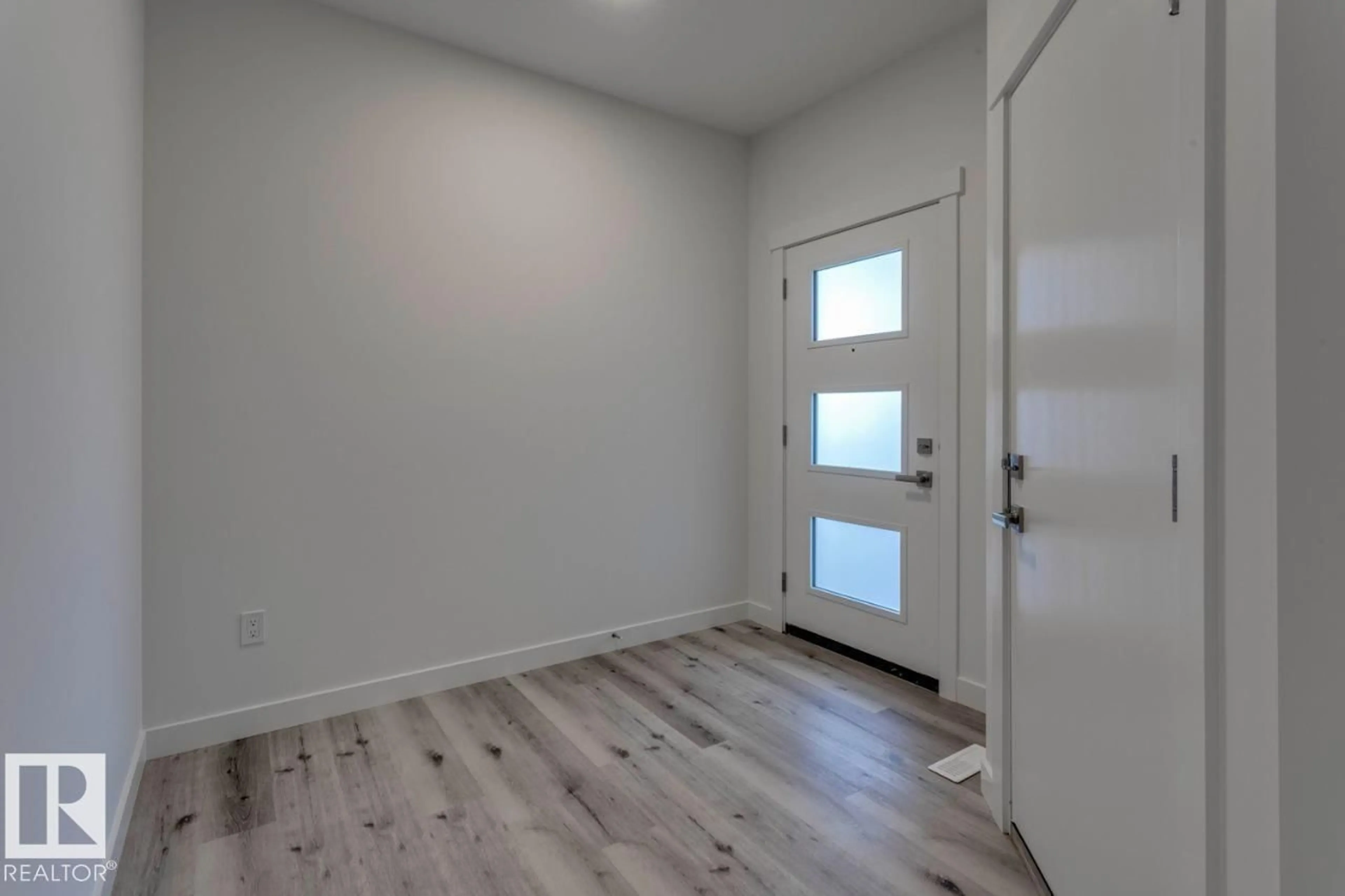 Indoor entryway for NW - 2840 191 ST, Edmonton Alberta T6M1P5