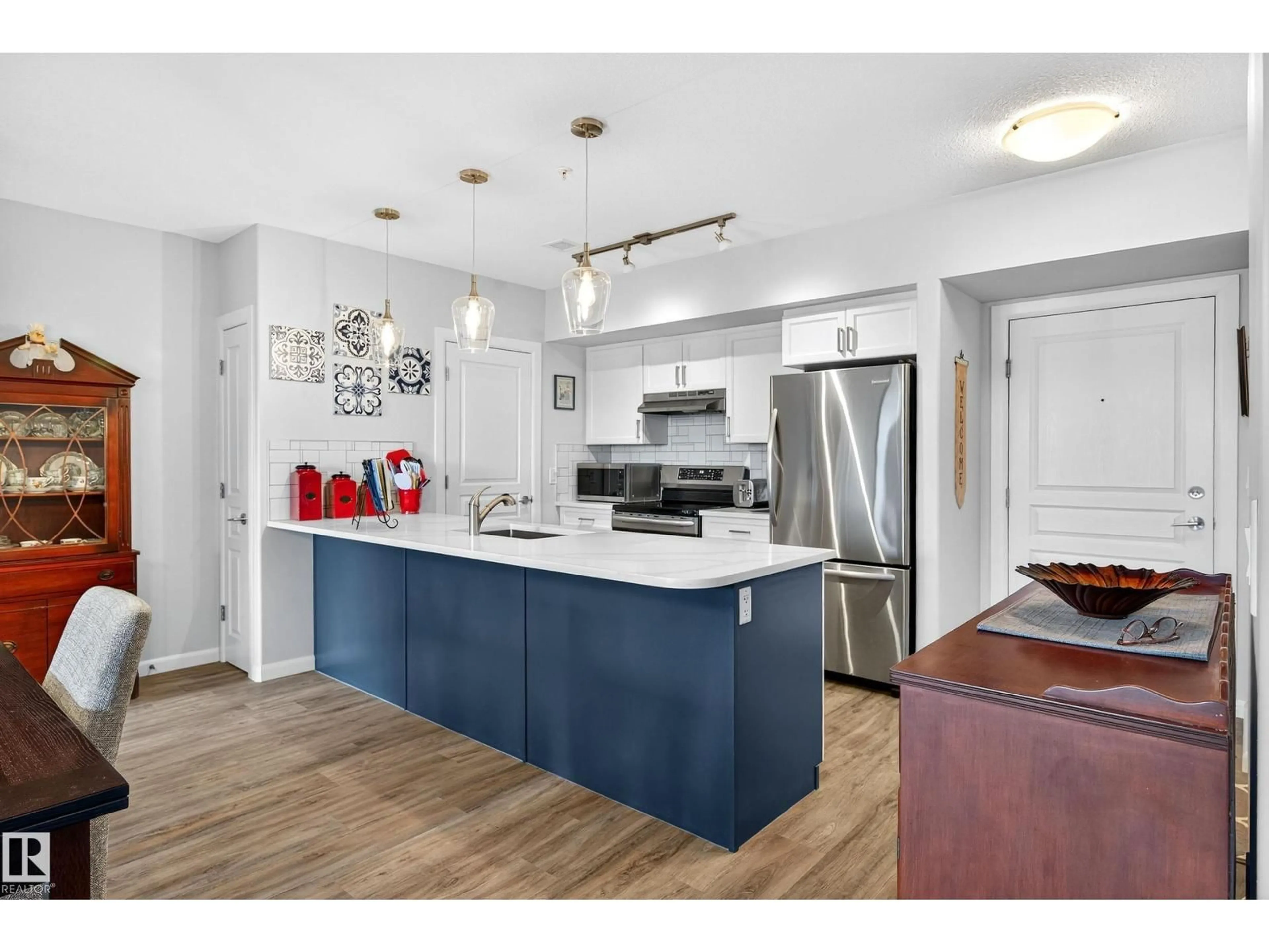 Open concept kitchen, unknown for 308 - 500 PALISADES WY, Sherwood Park Alberta T8H0H7