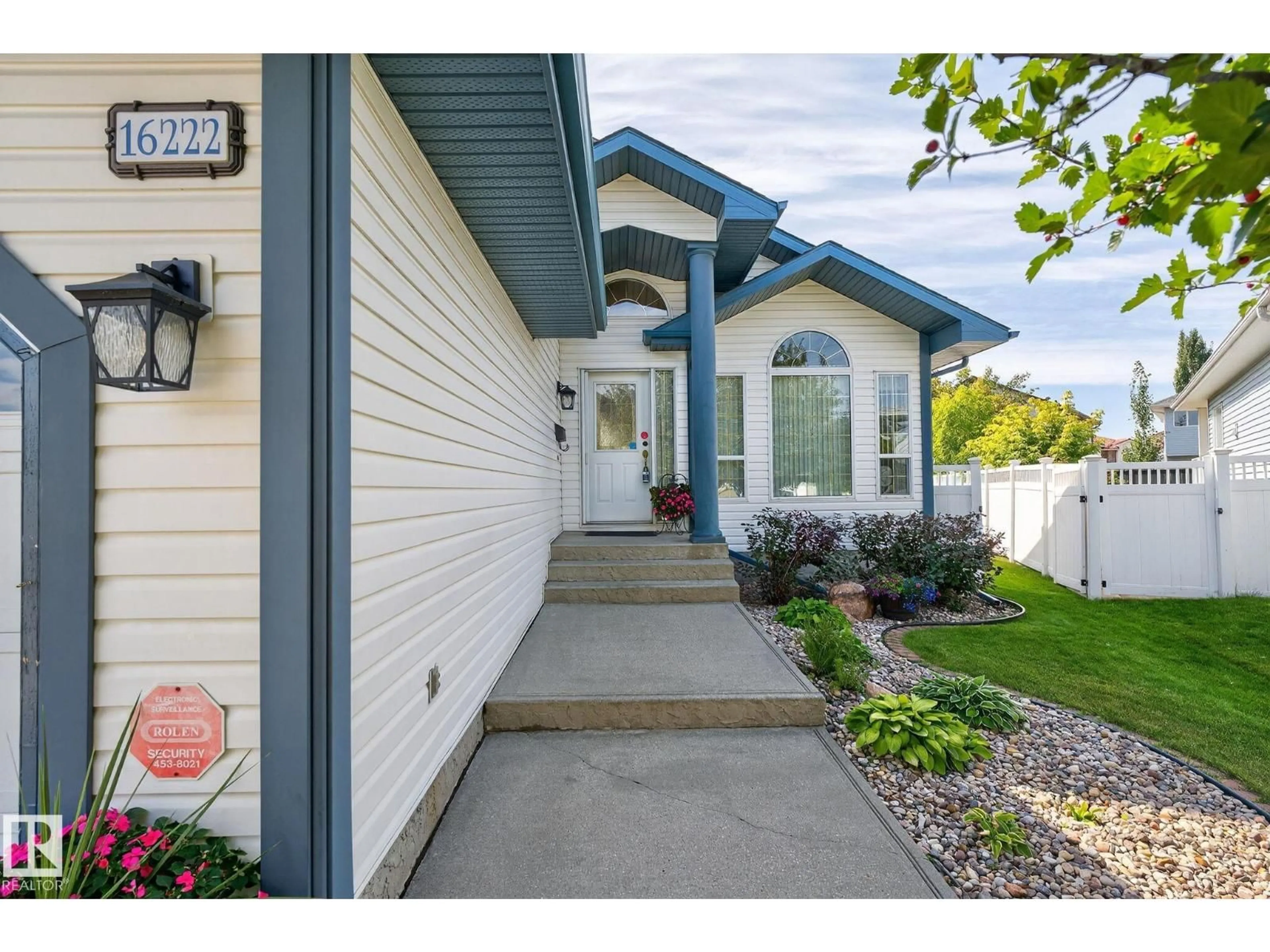 Home with vinyl exterior material, street for 16222 84 ST, Edmonton Alberta T5Z3N8