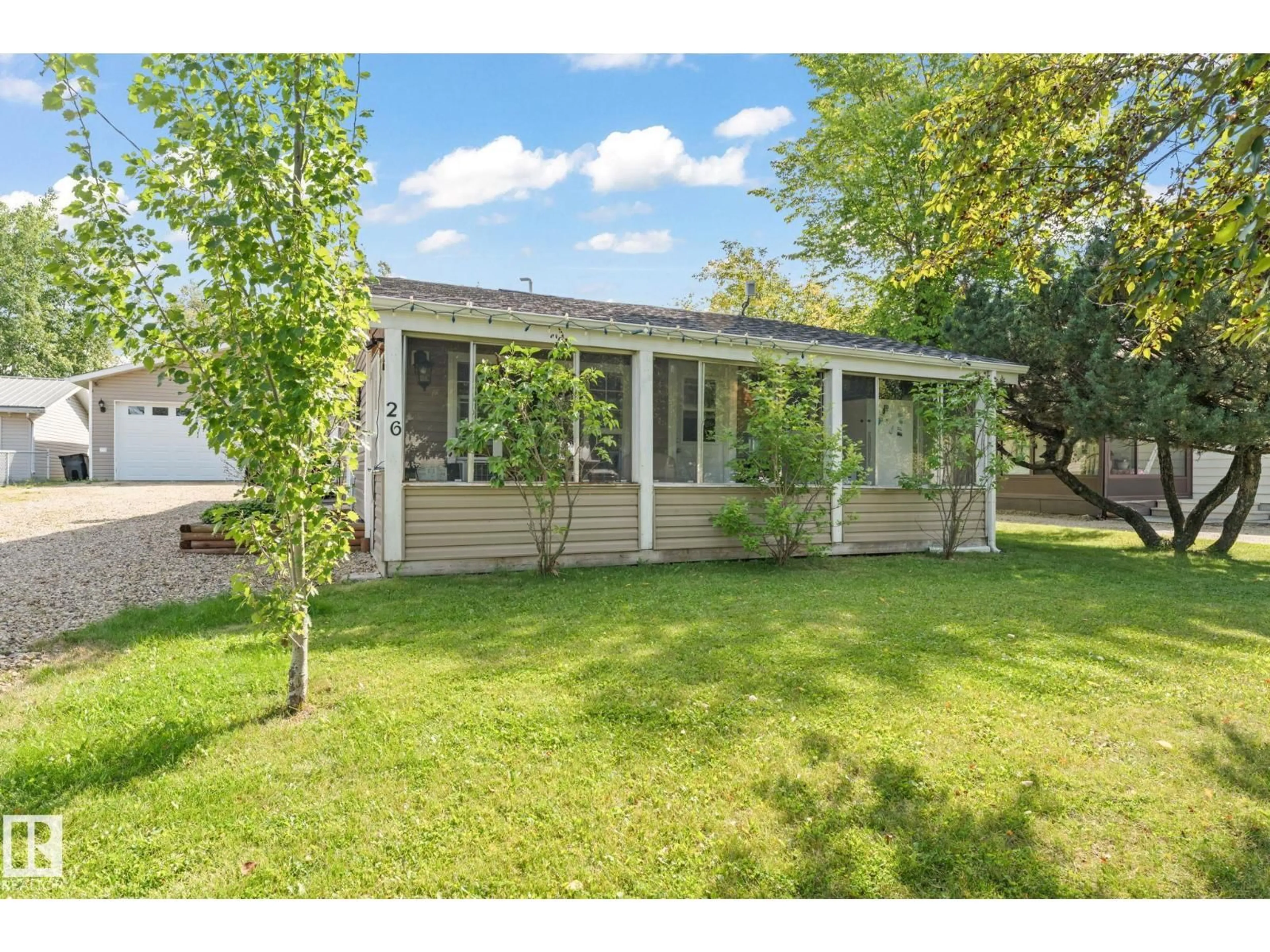 A pic from outside/outdoor area/front of a property/back of a property/a pic from drone, street for 26 RGE ROAD 212 A, Rural Strathcona County Alberta T8G1B2