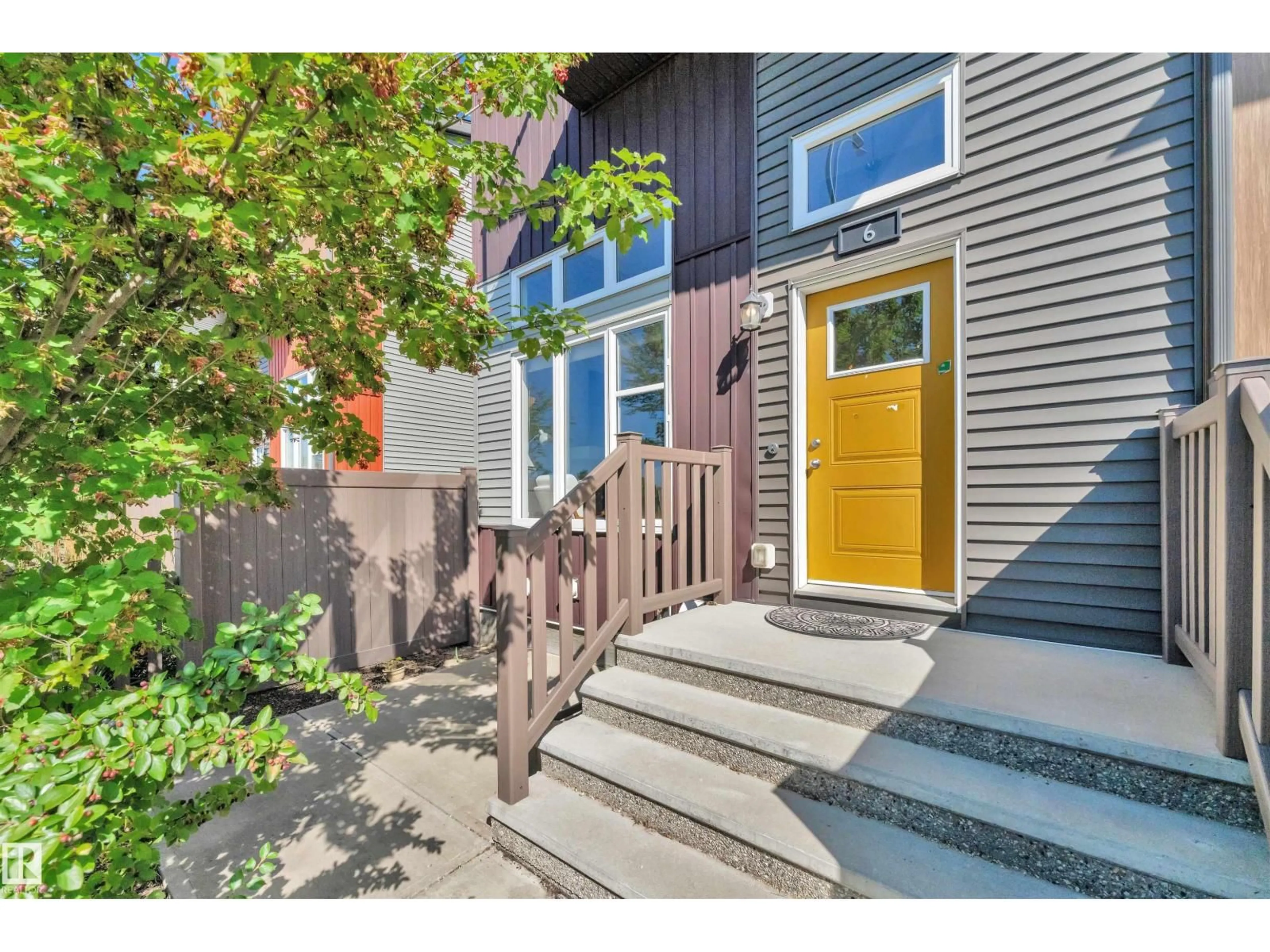 Indoor entryway for #6 - 4470 PROWSE RD, Edmonton Alberta T6W3R5