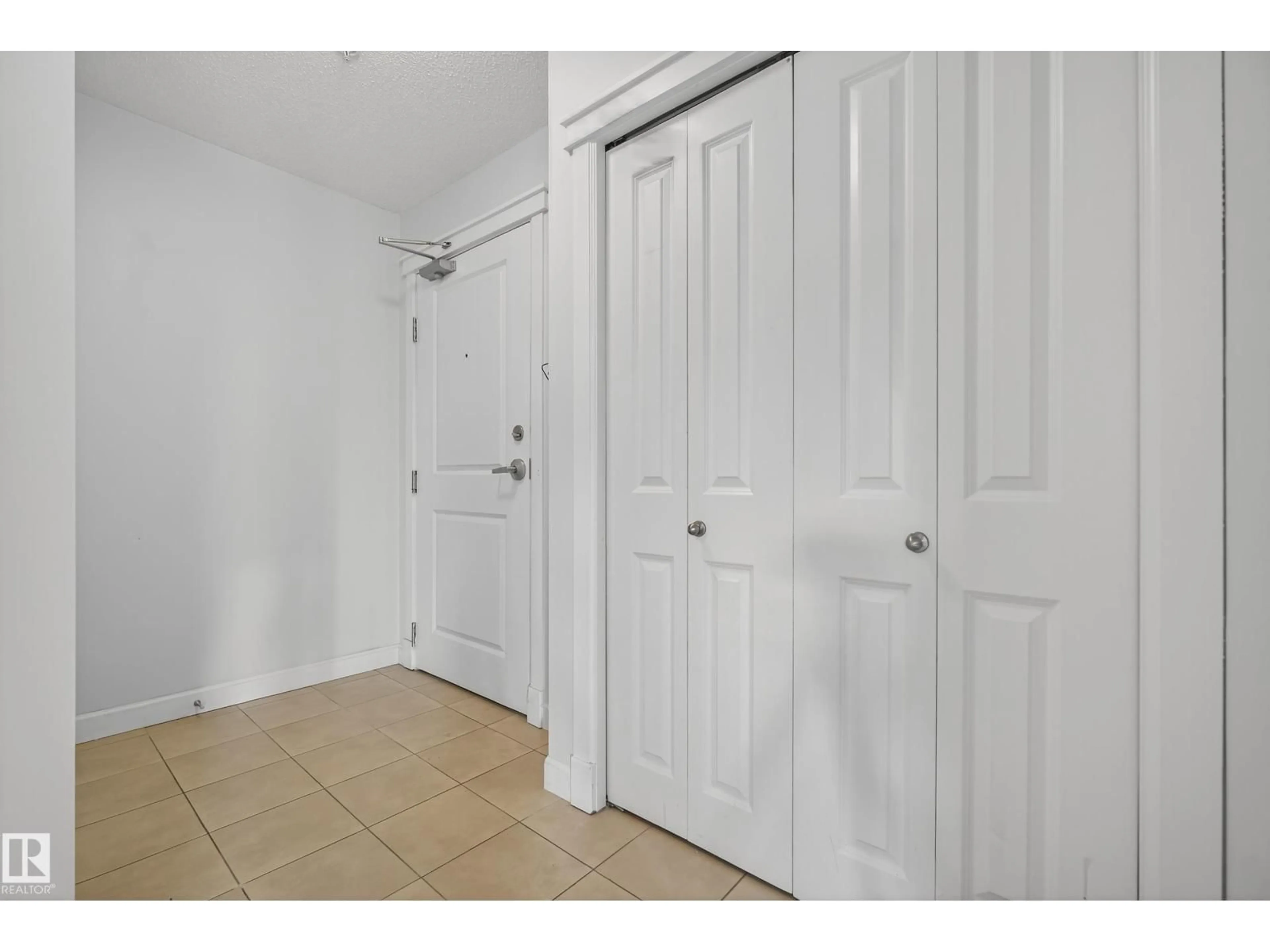 Indoor entryway for 316 - 3715 WHITELAW LN, Edmonton Alberta T6W2C3