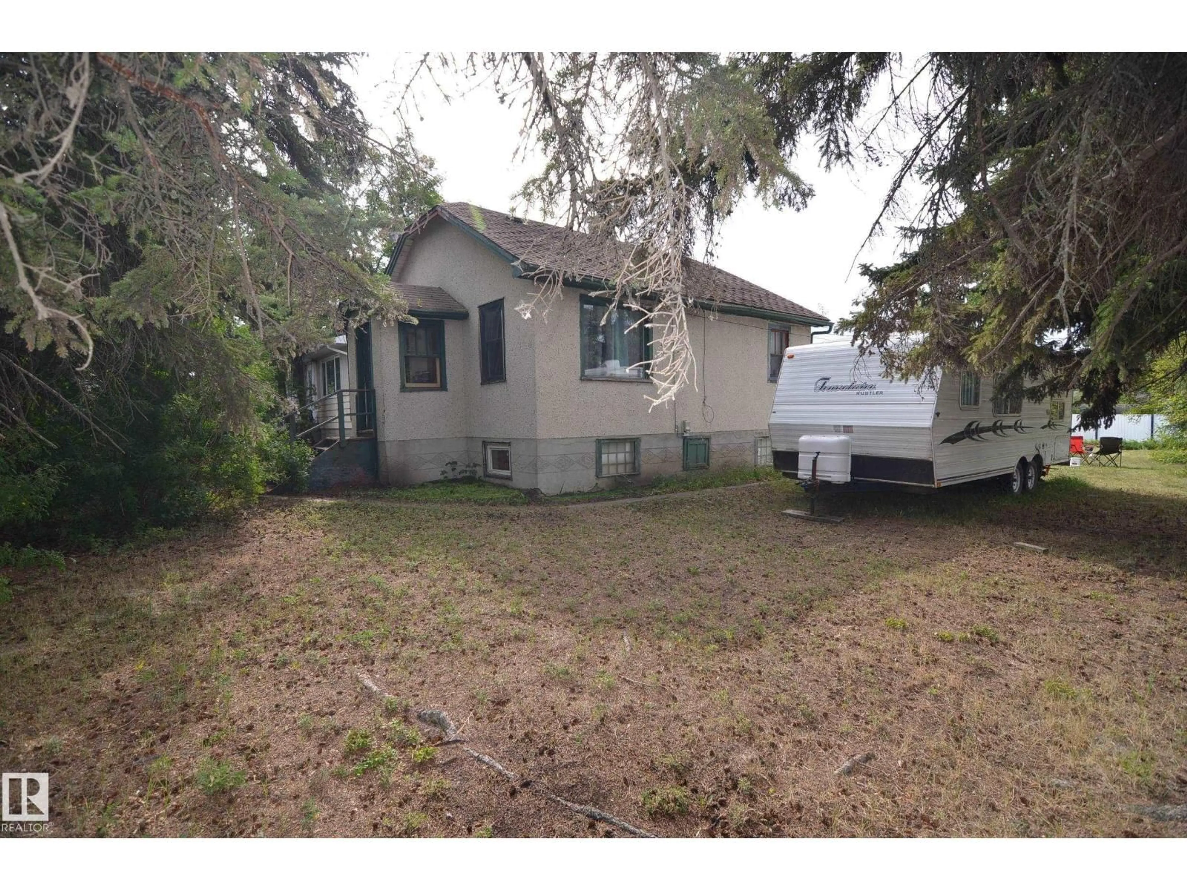 Unknown for 4521 55 AV, Barrhead Alberta T7N1K7