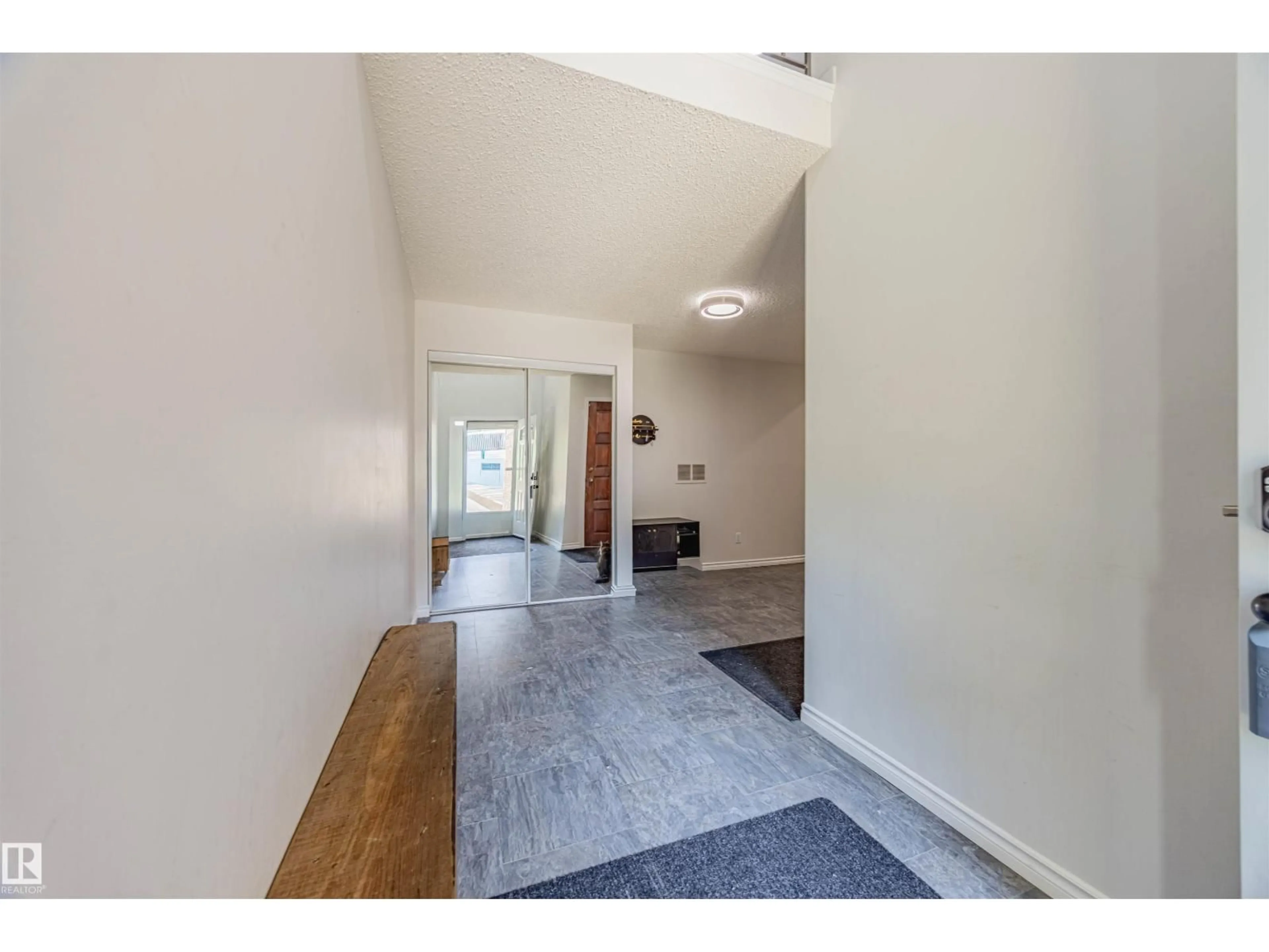 Indoor entryway for NW - 3044 108 ST, Edmonton Alberta T6J3S6