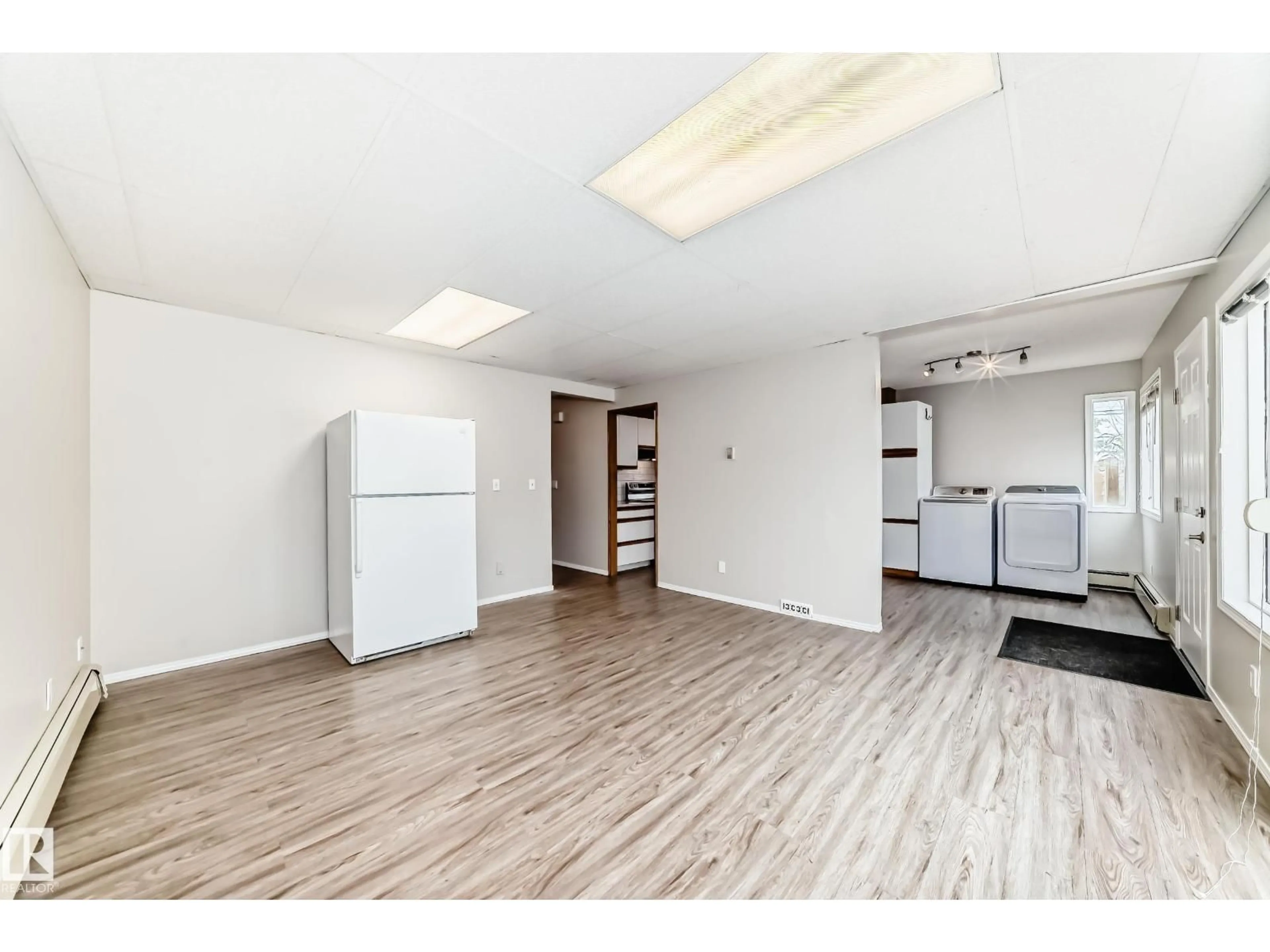 A pic of a room for 10735 68 AV, Edmonton Alberta T6H2B6