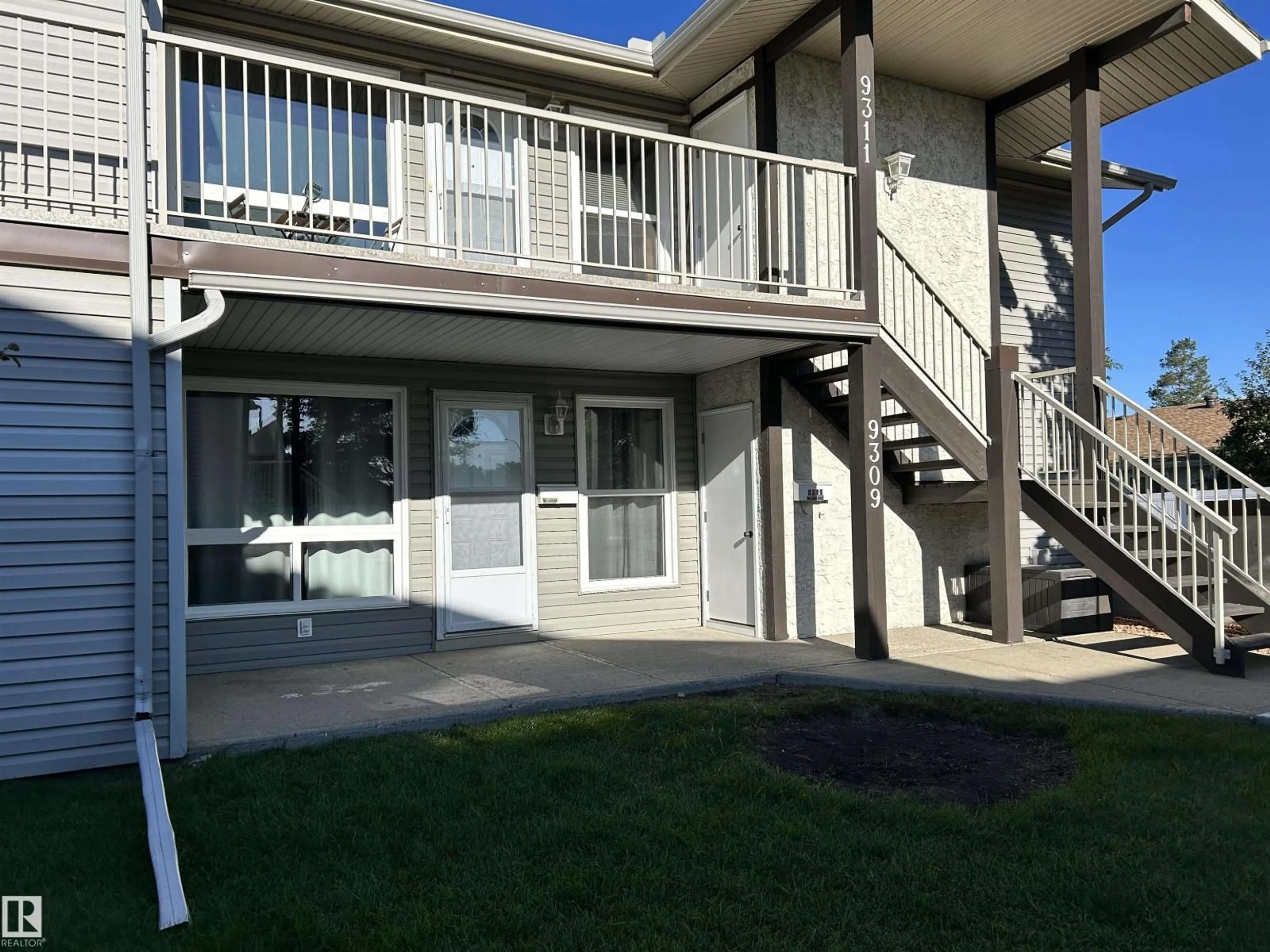 Patio, unknown for 9309 172 ST, Edmonton Alberta T5T3C3