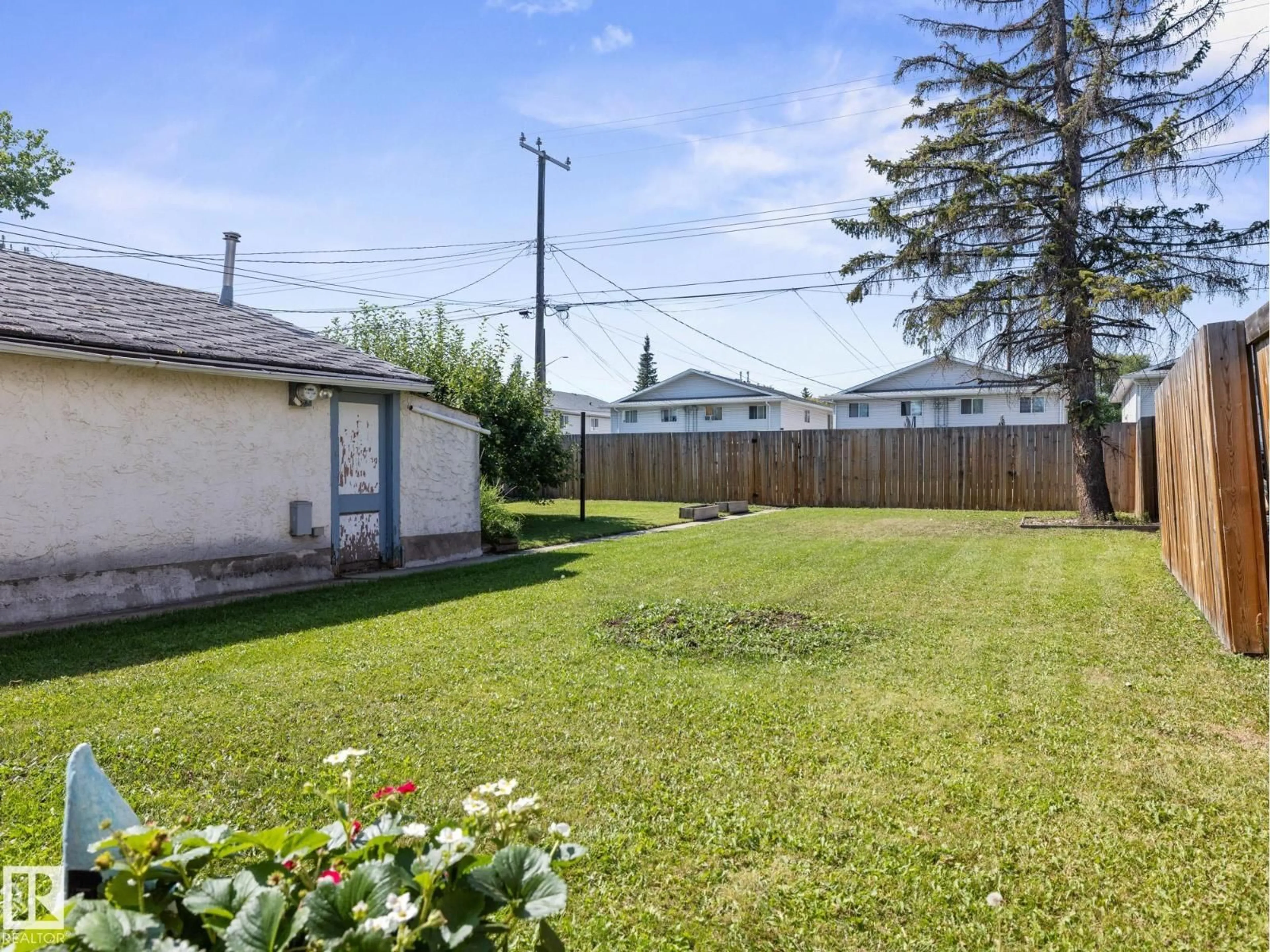 Patio, street for NW - 9406 155 ST, Edmonton Alberta T5R1X1