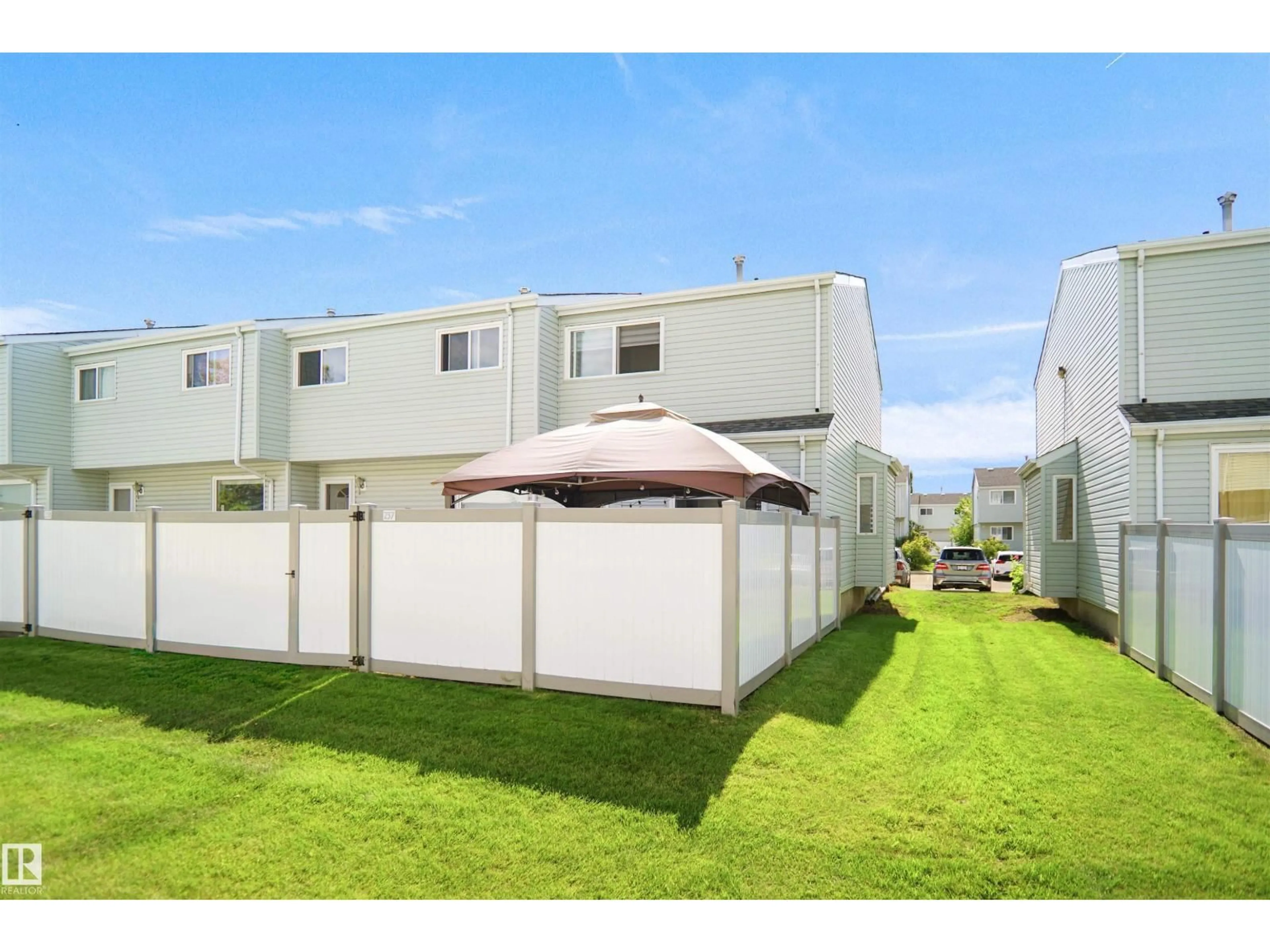 A pic from outside/outdoor area/front of a property/back of a property/a pic from drone, street for 237 DICKINSFIELD CO, Edmonton Alberta T5E5V8