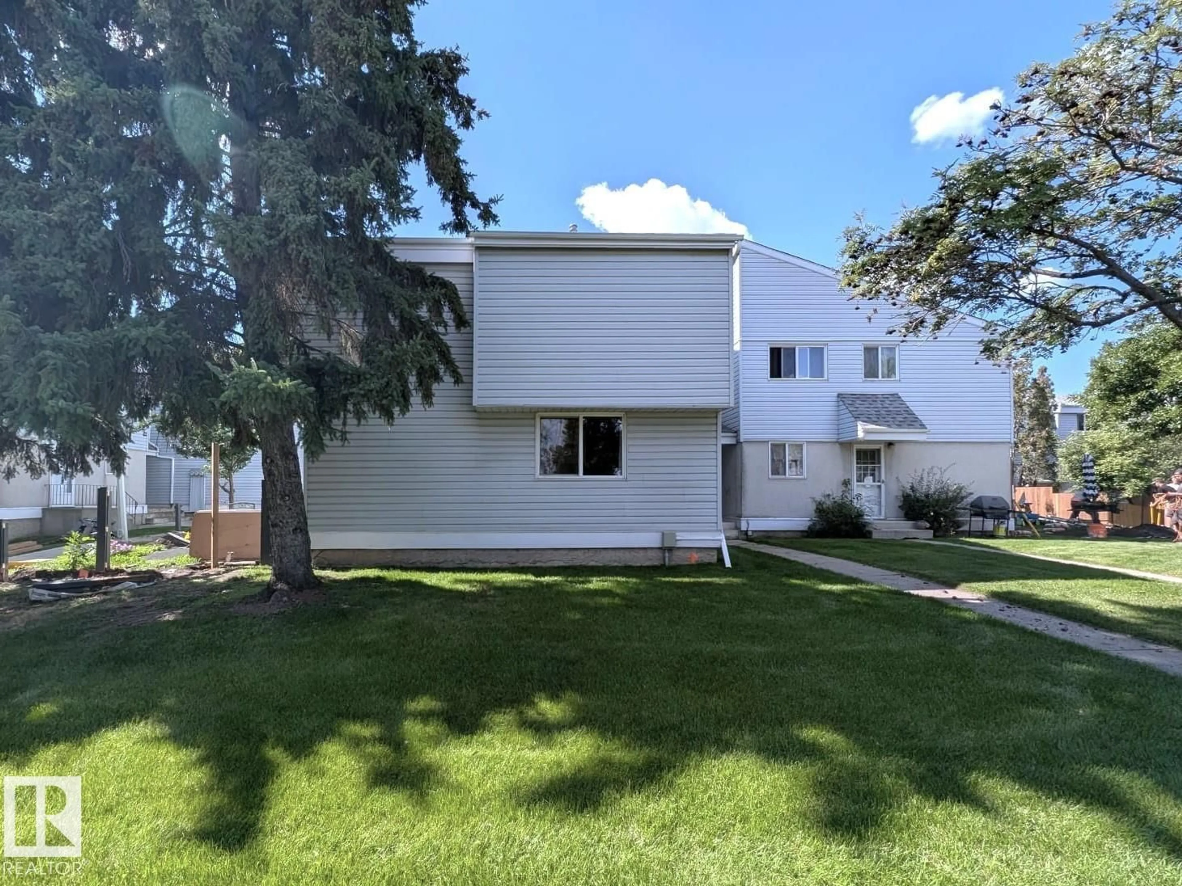 Home with vinyl exterior material, street for 61 MCLEOD PL, Edmonton Alberta T5A3A8