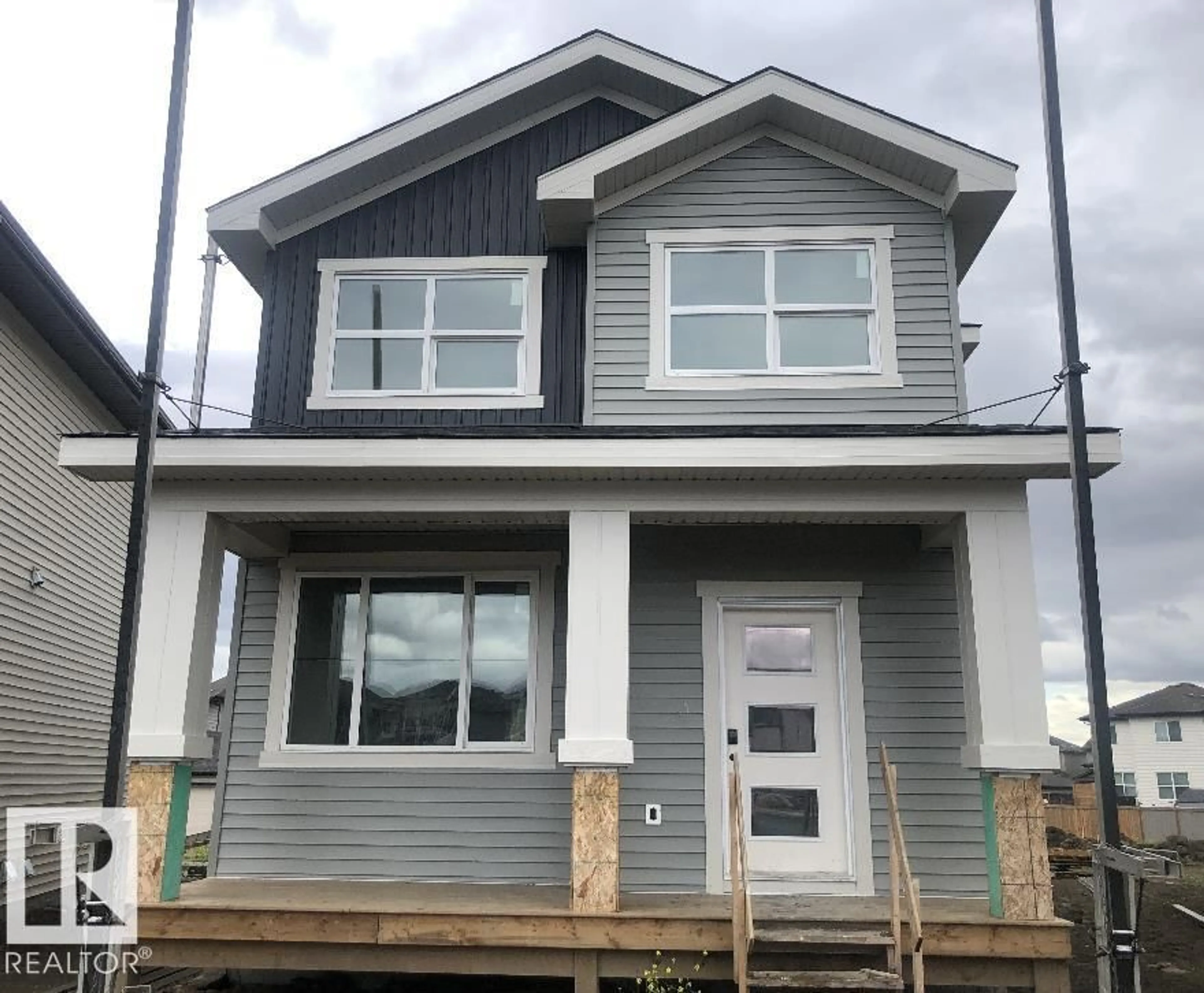 Home with vinyl exterior material, building for 15 SERENO LN, Fort Saskatchewan Alberta T8L0Z9