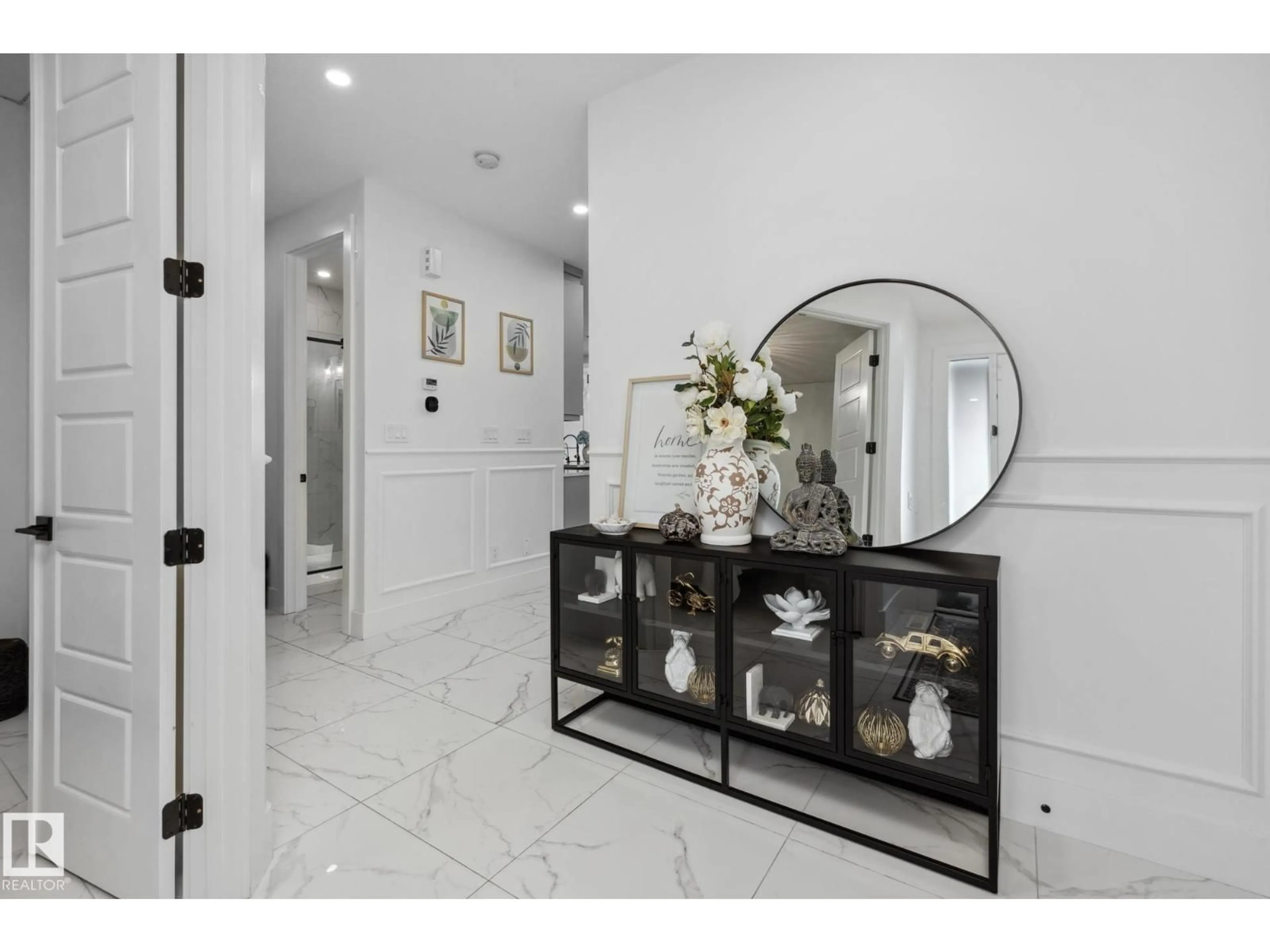 Indoor entryway for SW - 3116 KOSTASH GREEN GR, Edmonton Alberta T6W4K3