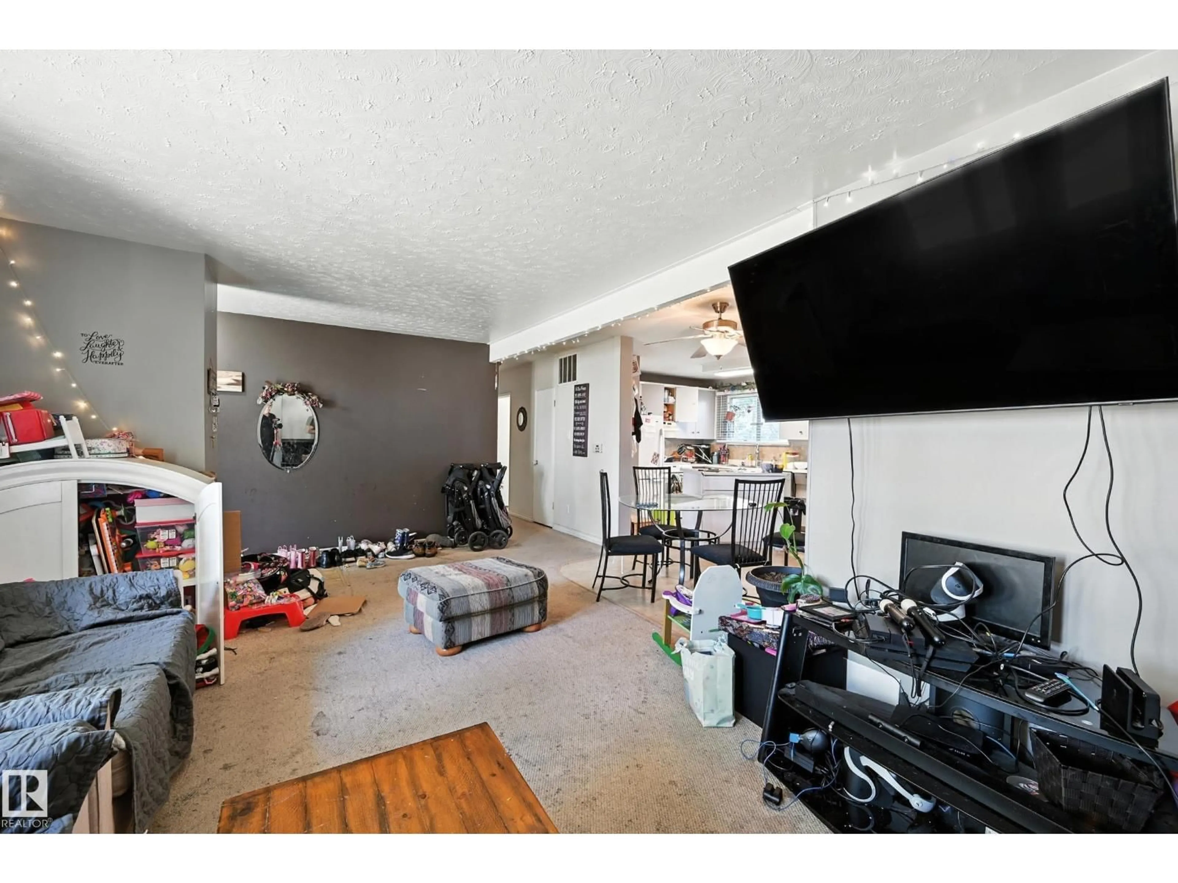 A pic of a room for 20 SUNSET BV, St. Albert Alberta T8N0N5