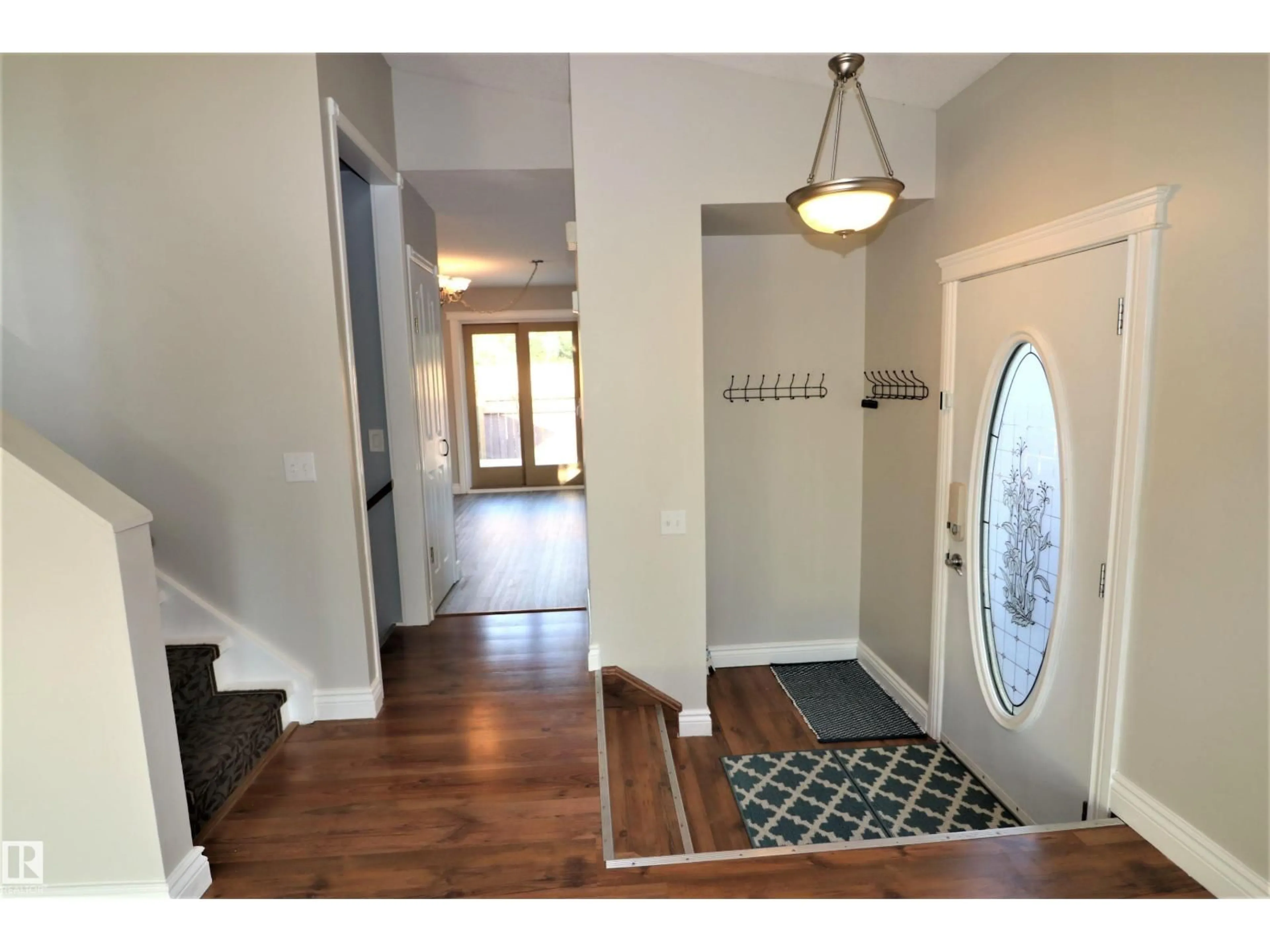 Indoor entryway for 4319 54 ST, Beaumont Alberta T4X1L6