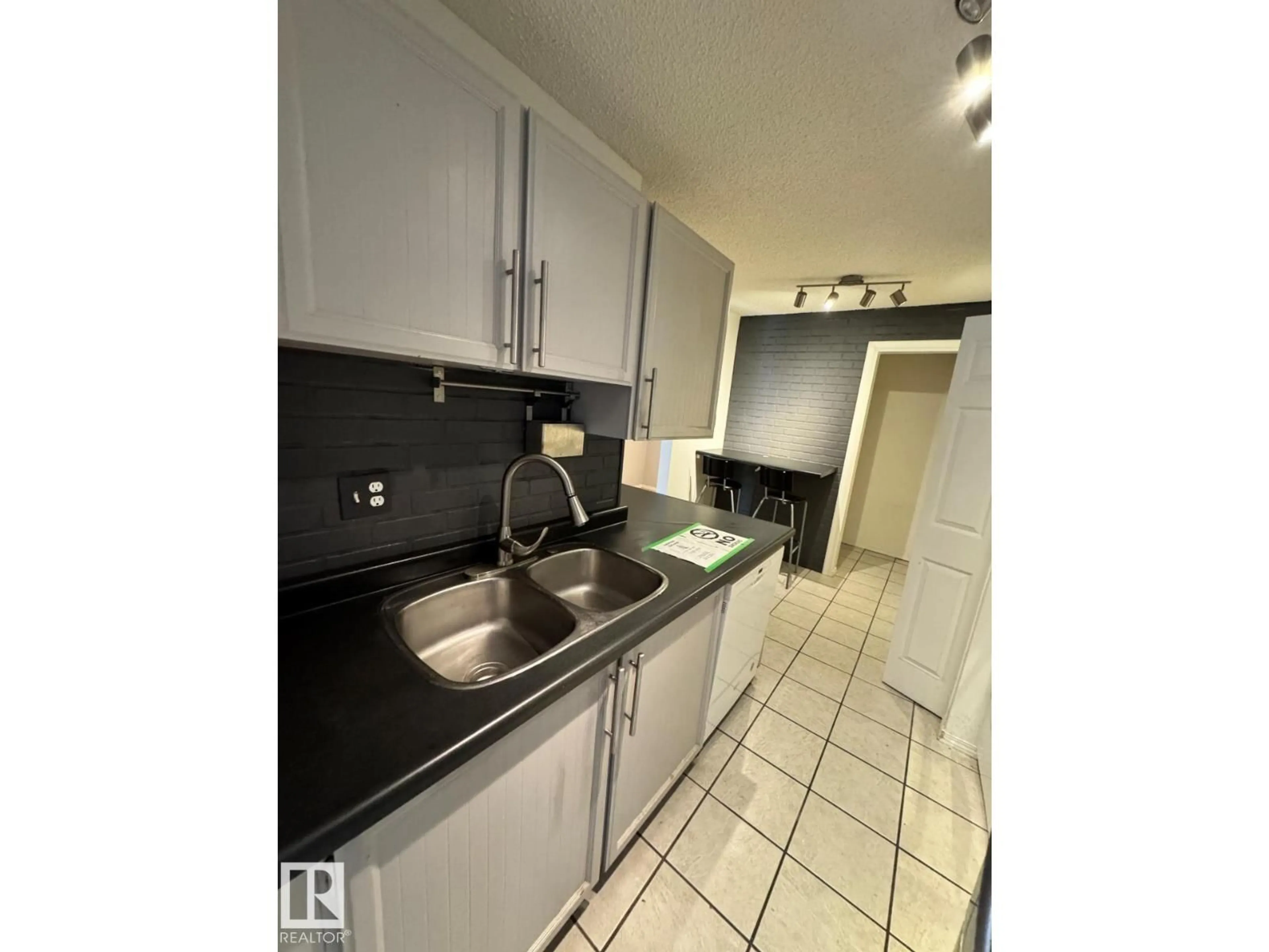 Standard kitchen, unknown for #101 - 2303 119 ST, Edmonton Alberta T6J4E2